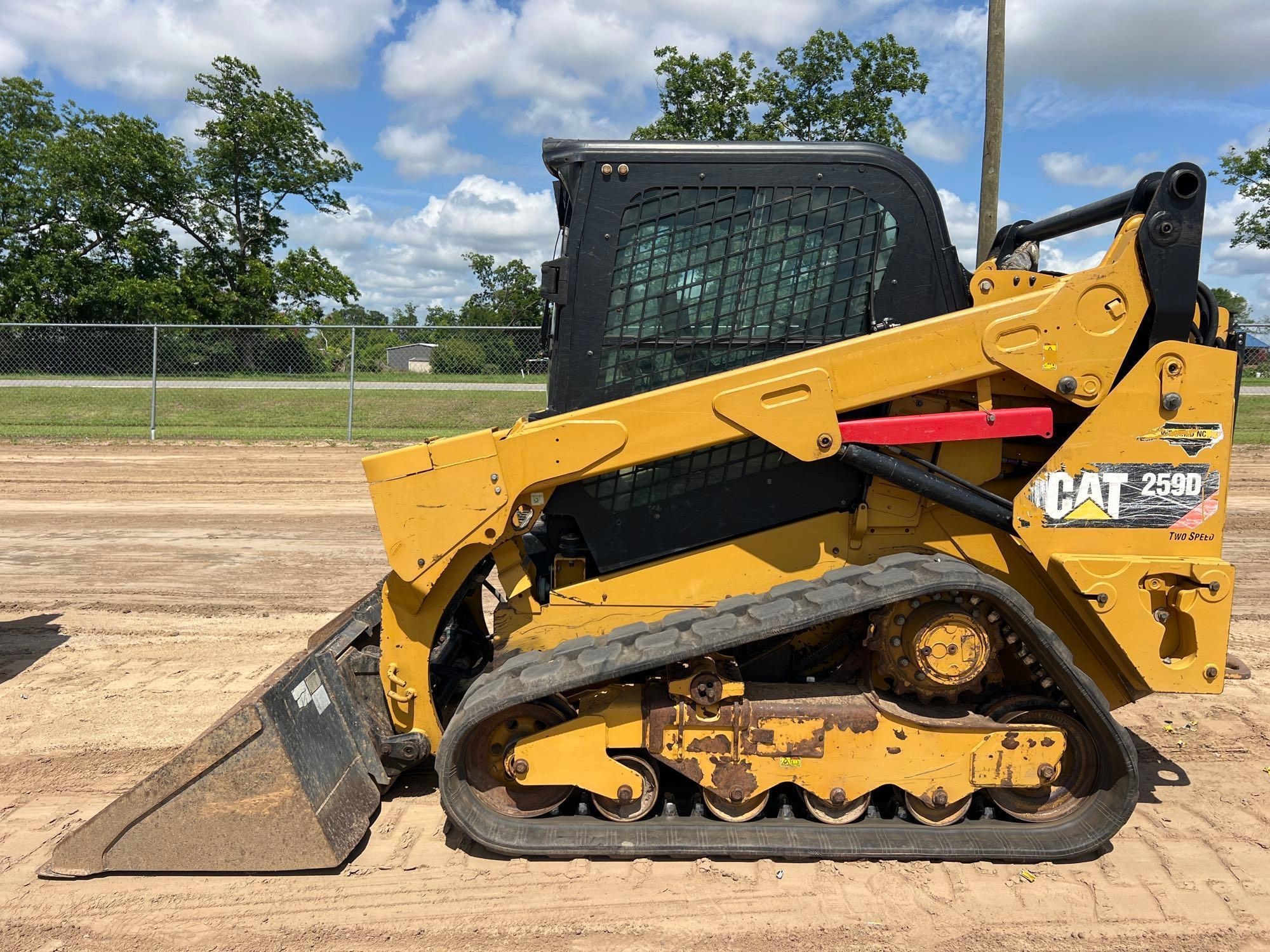 2018 CATERPILLAR 259D SKID STEER (A50458)