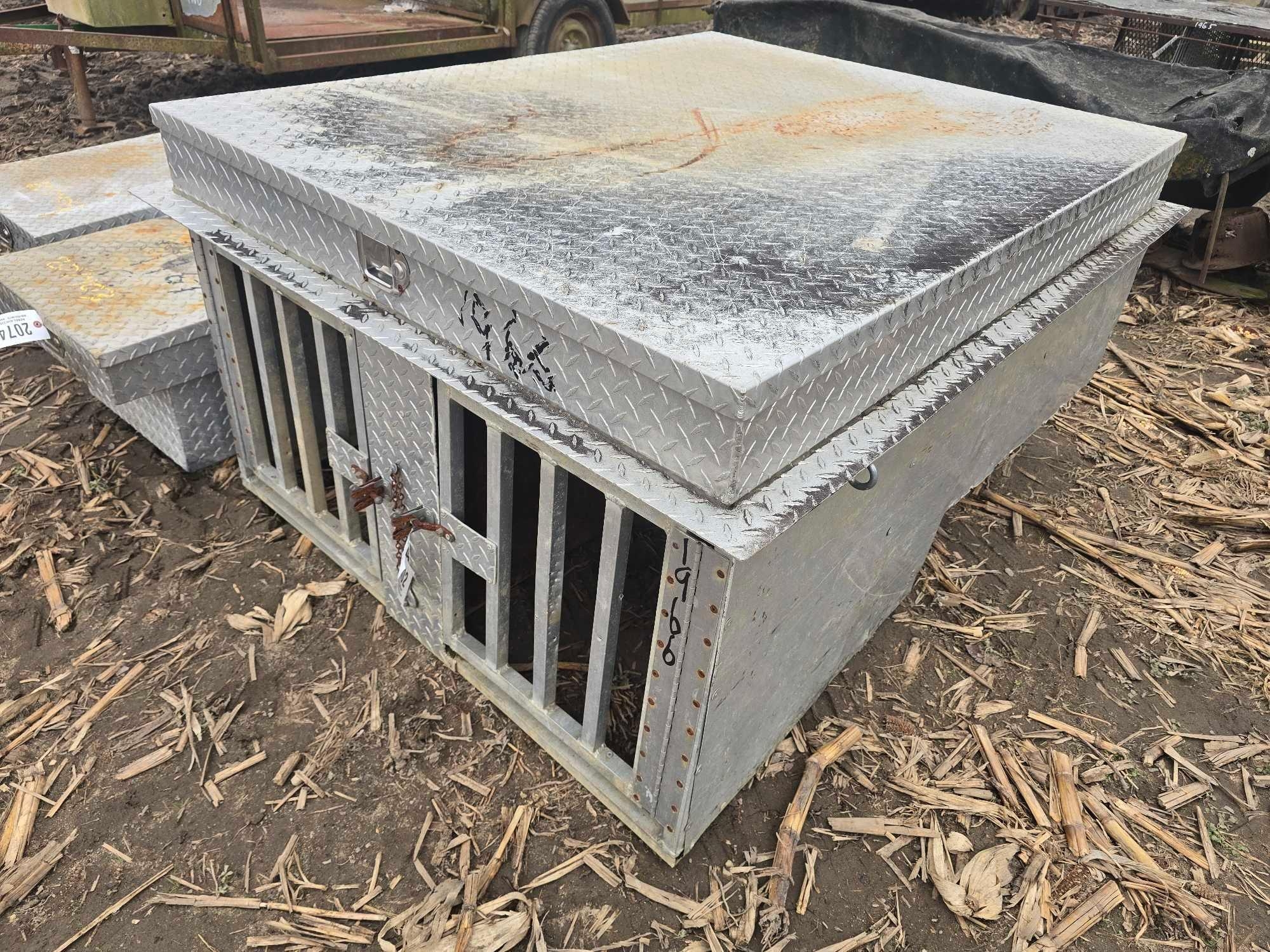 ALUMINUM DOG BOX (A58374)