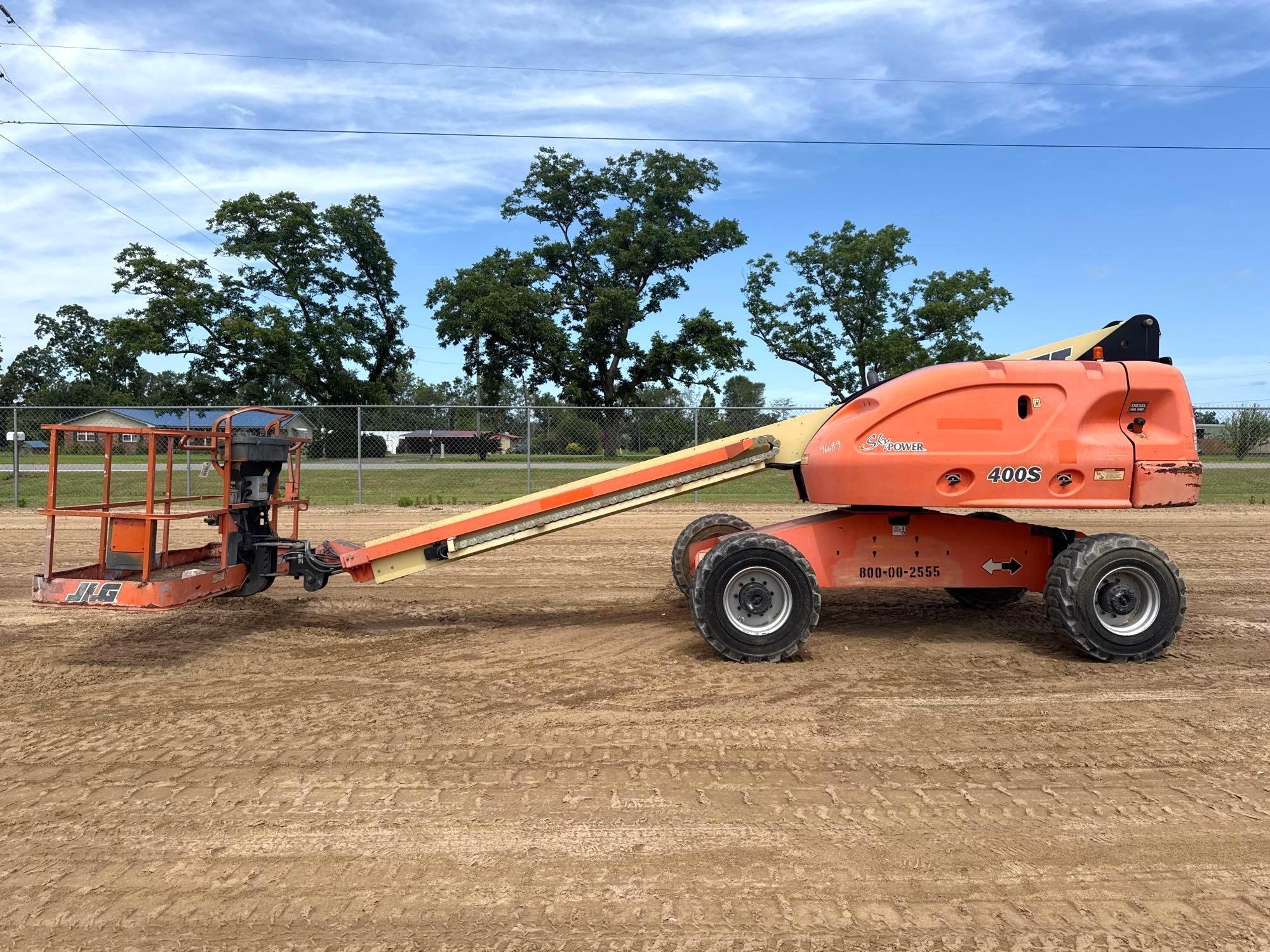 2013 JLG 400S TELESCOPIC MANLIFT (A50458)