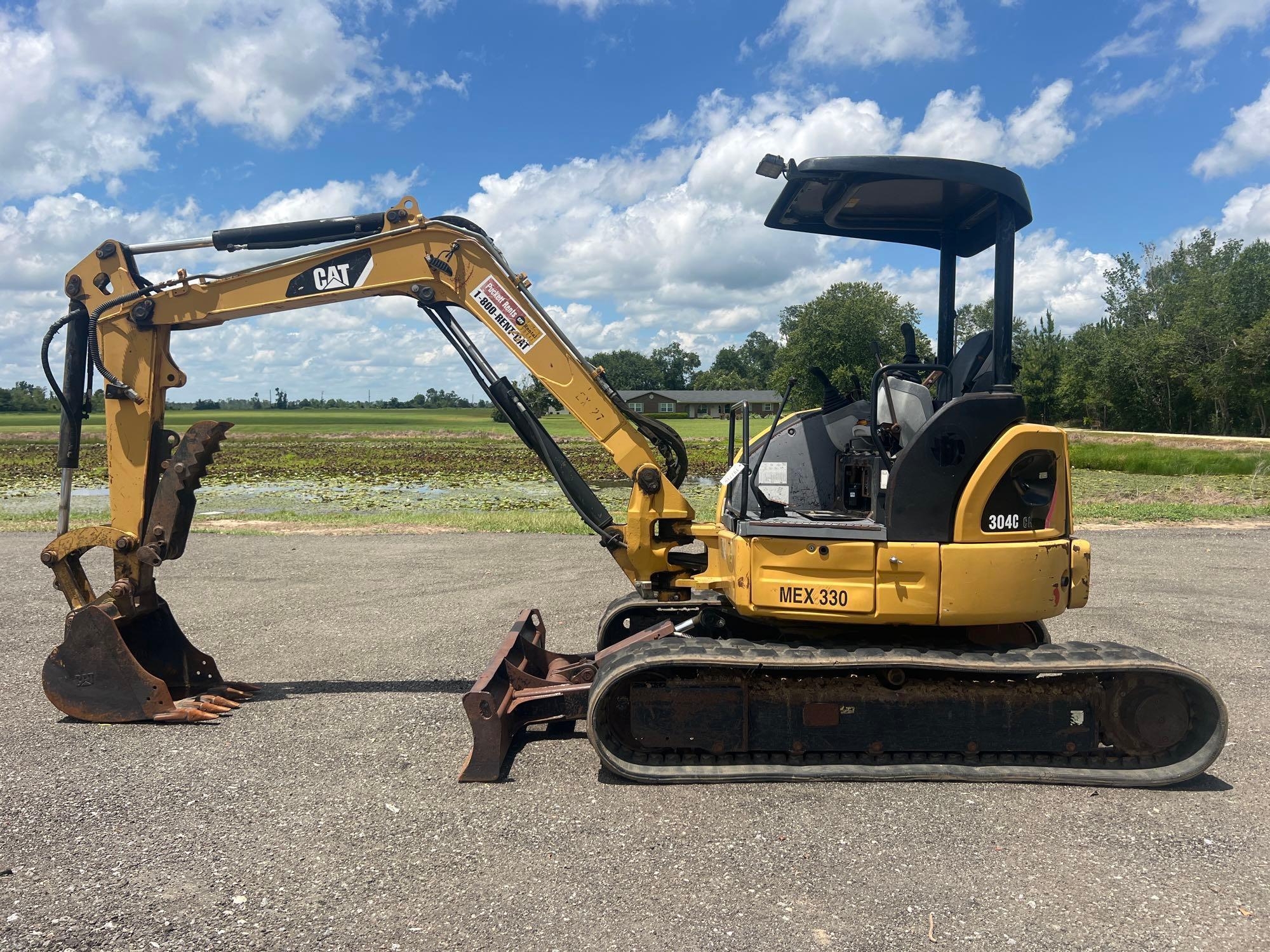 2008 CATERPILLAR 304C CR EXCAVATOR (A51406)