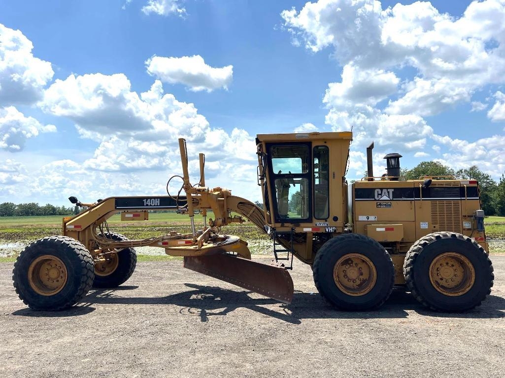 2000 CATERPILLAR 140H MOTOR GRADER (A51406)