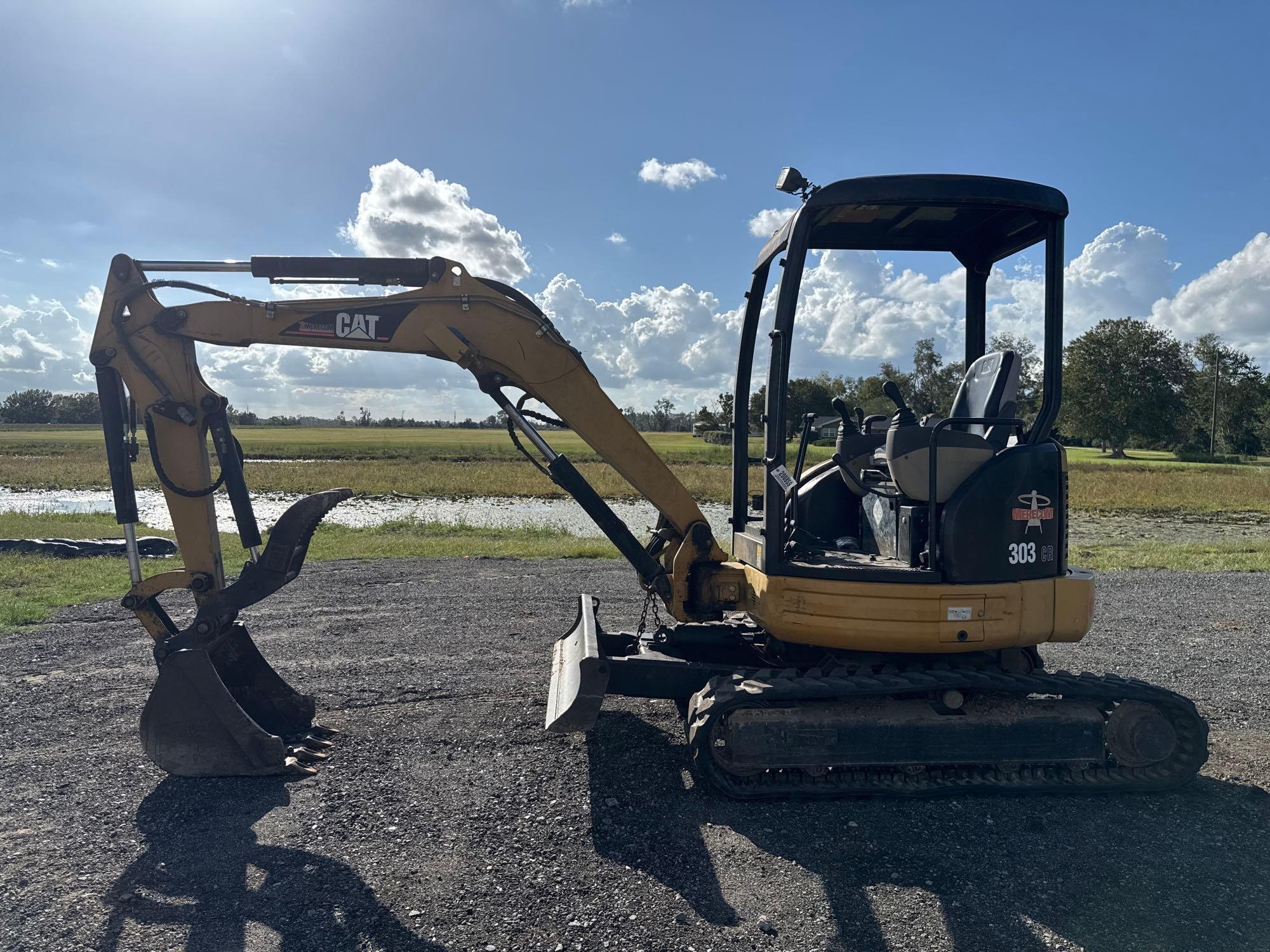 CATERPILLAR 303CR EXCAVATOR (A51406)