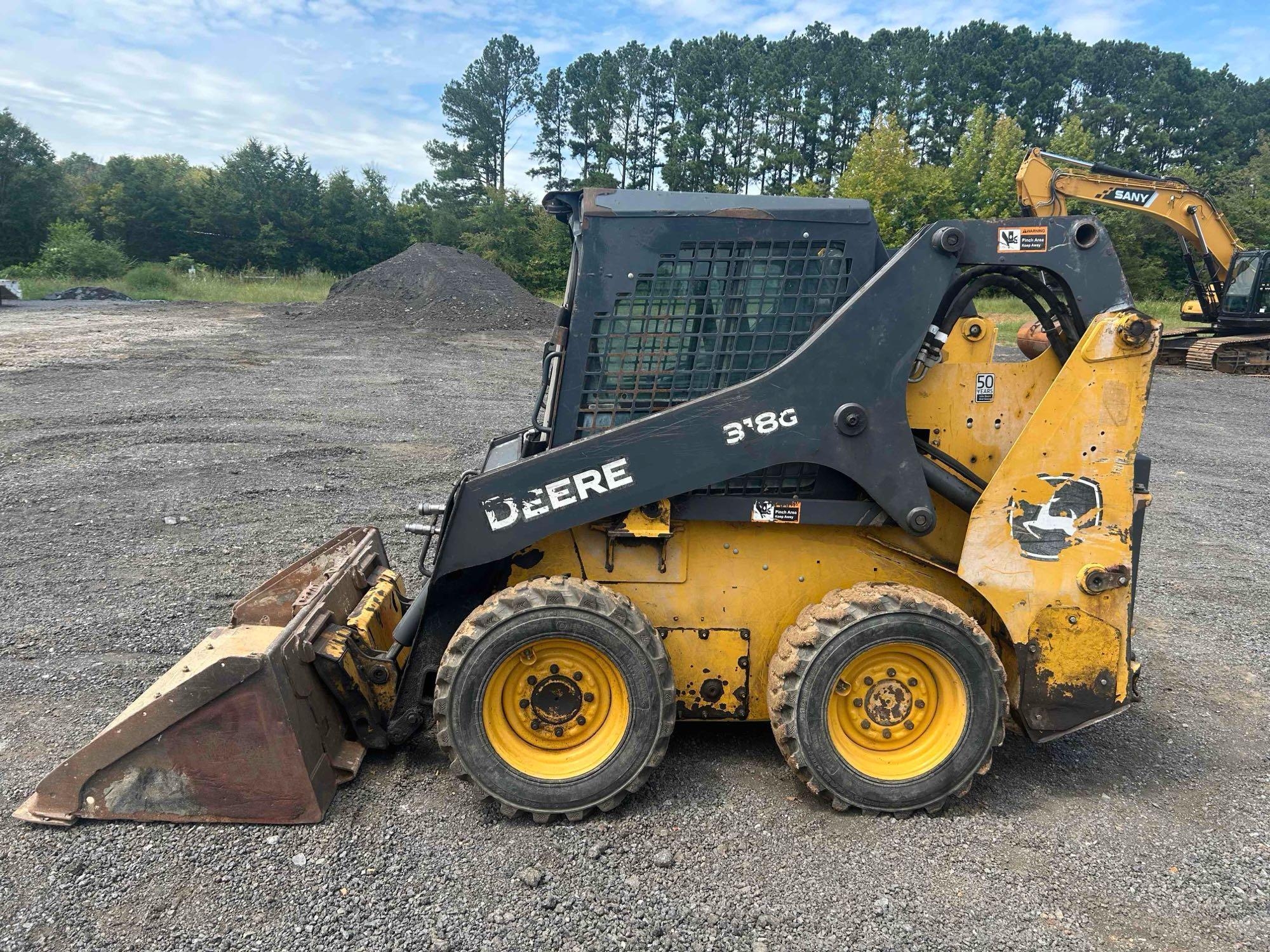 2020 DEERE 318G SKIDSTEER (A51246)