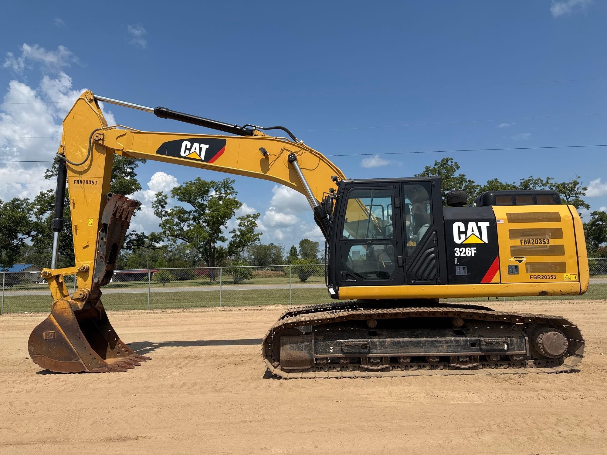 2018 CATERPILLAR 326FL EXCAVATOR (A51242)