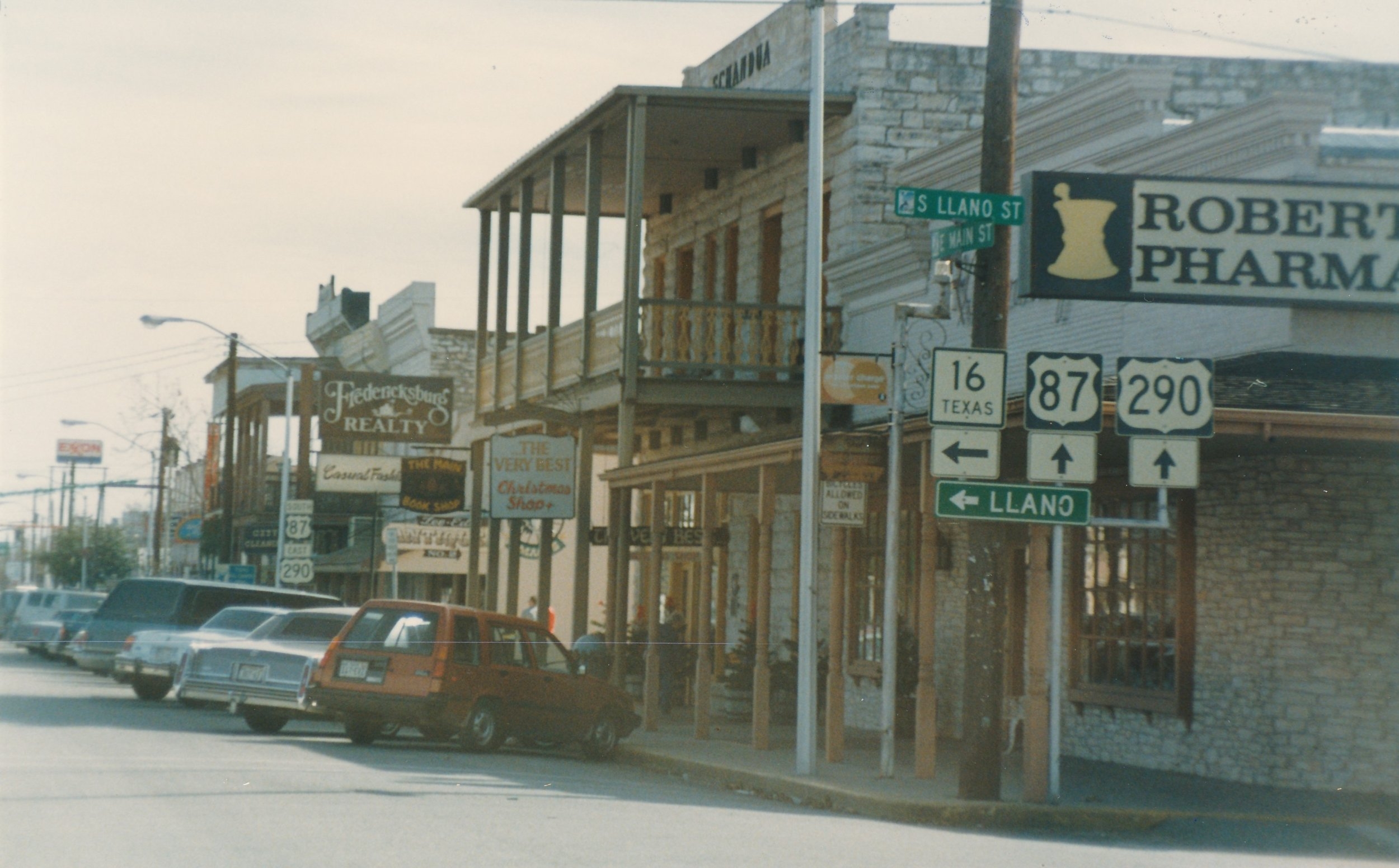 19851207_TX_Fredericksburg_0009.jpg