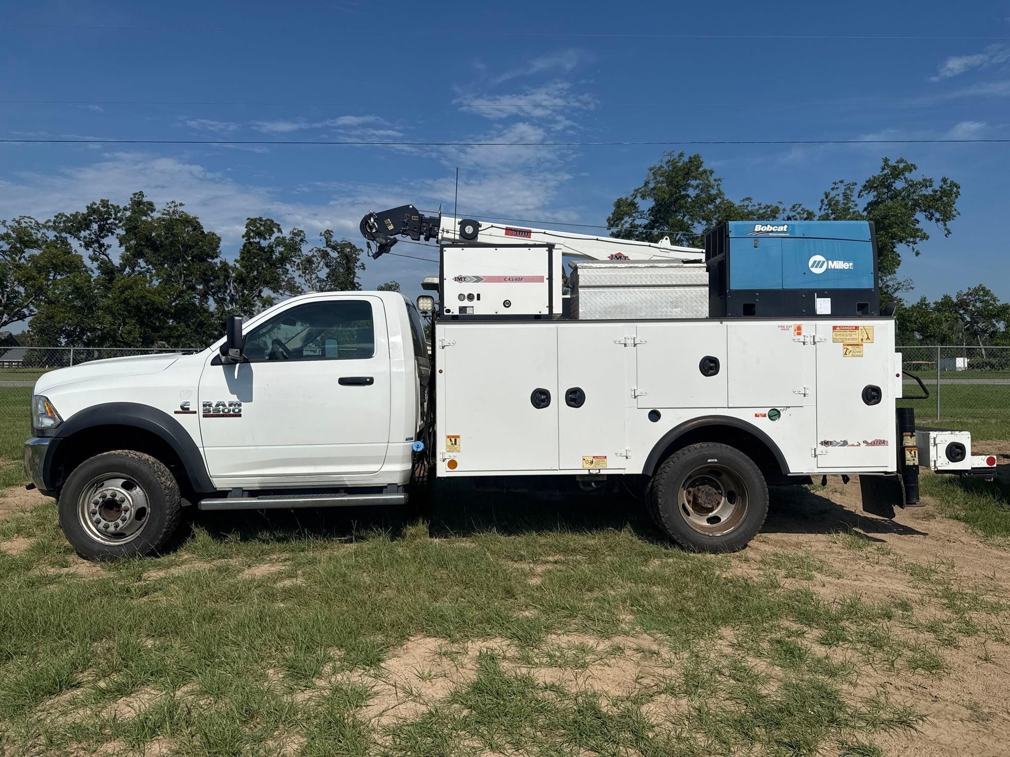 2017 DODGE RAM 5500 HEAVY DUTY SERVICE TRUCK (A51243)