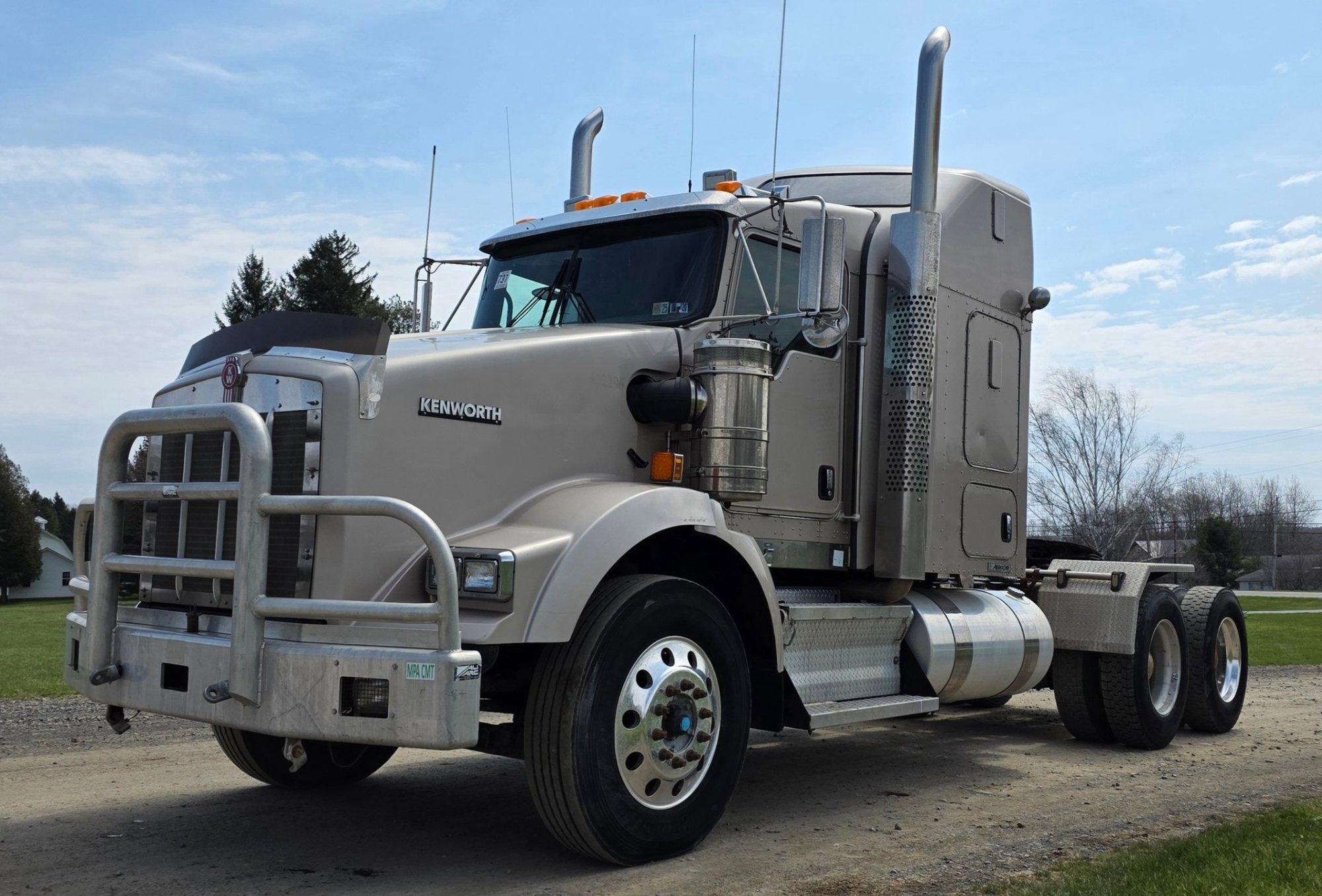 2013 KENWORTH T800 MID-ROOF SLEEPER (A45333)