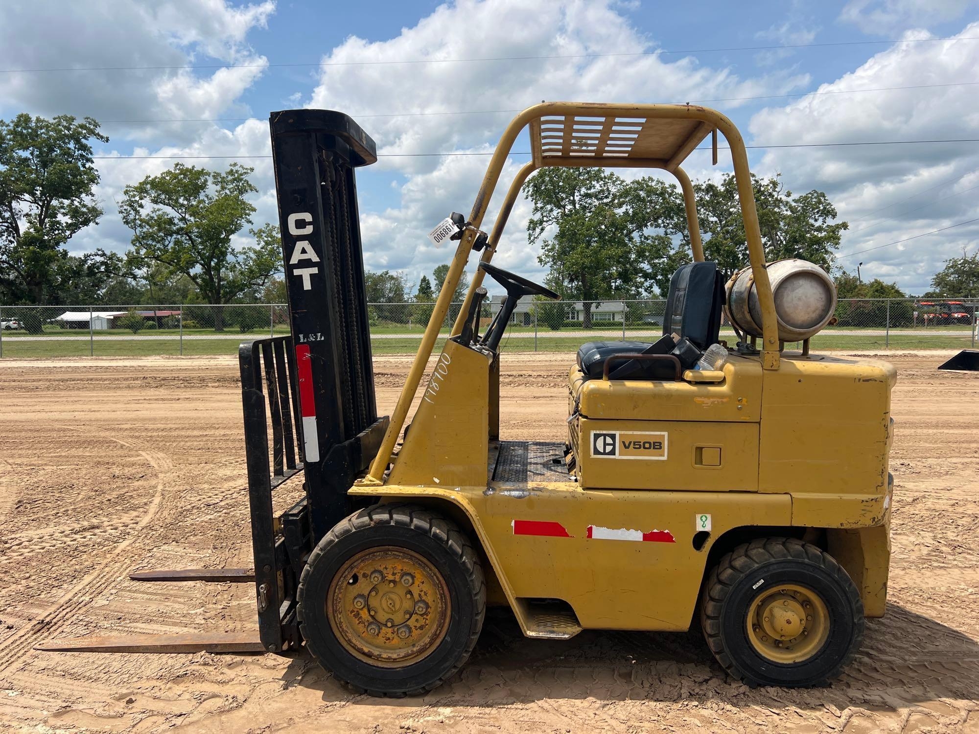 CATERPILLAR V50B STRAIGHT MAST FORKLIFT (A51246)