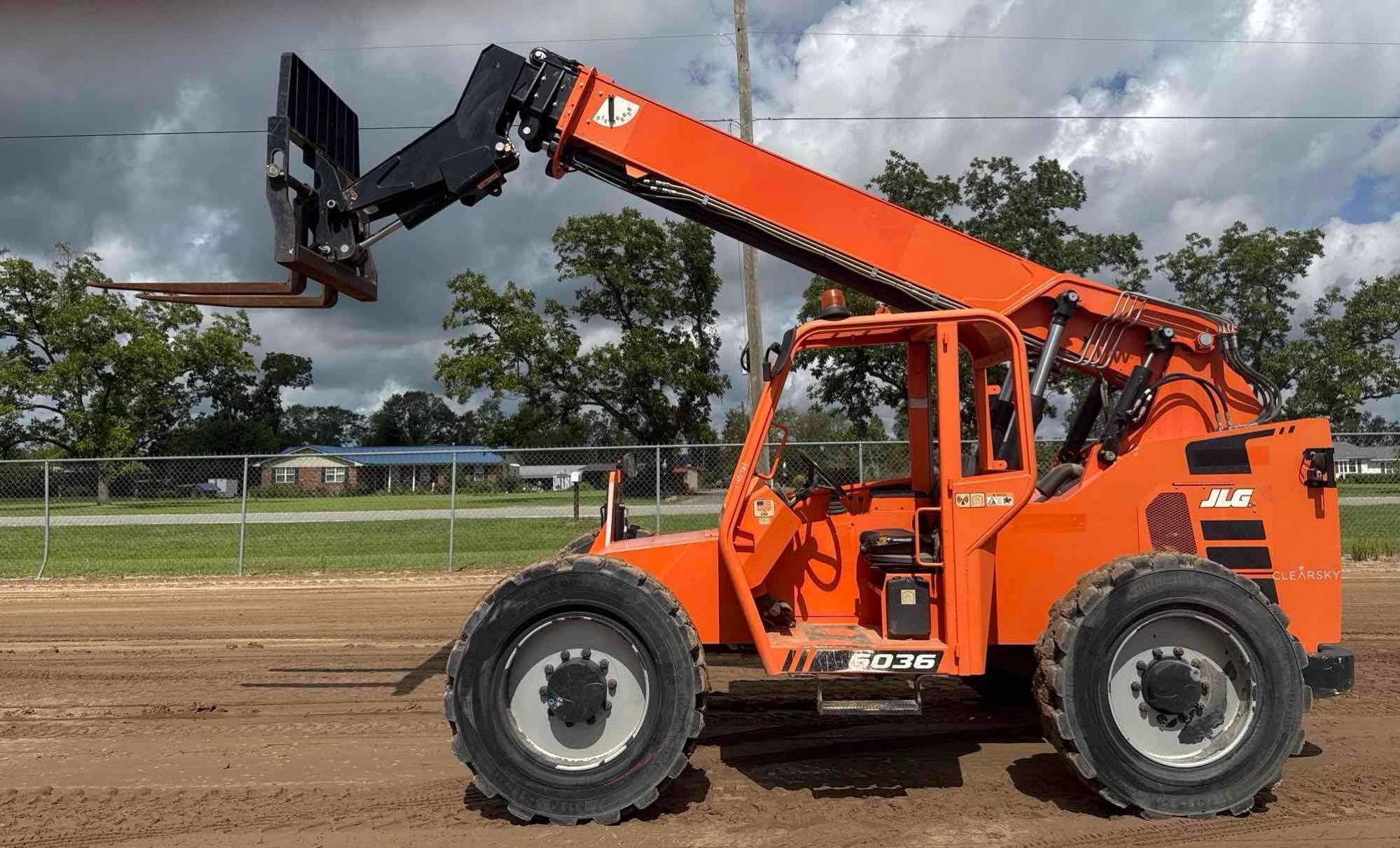 2018 JLG SKYTRAK 6036 TELESCOPIC FORKLIFT (A51242)