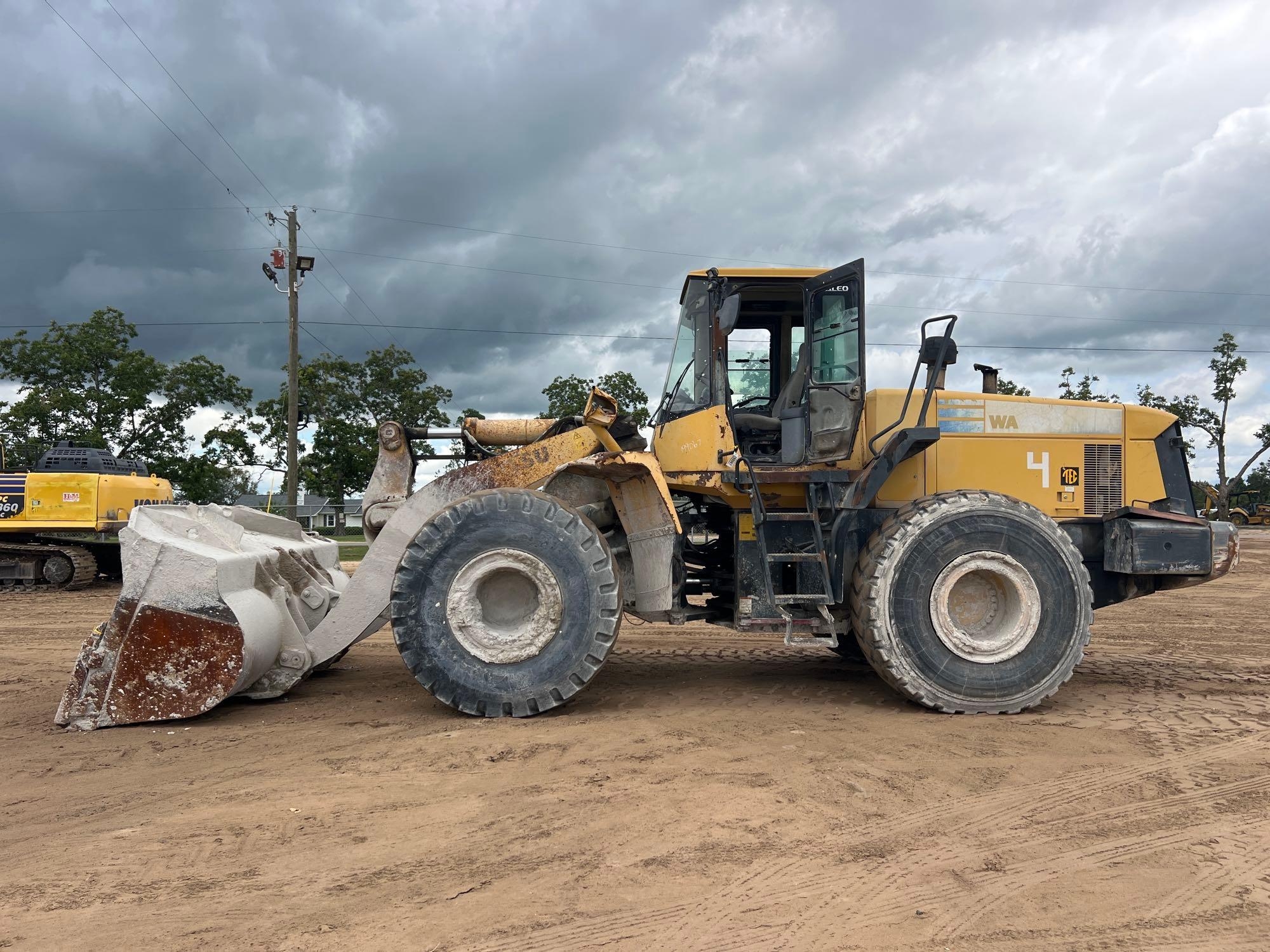 KOMATSU WA450 LOADER (A51242)