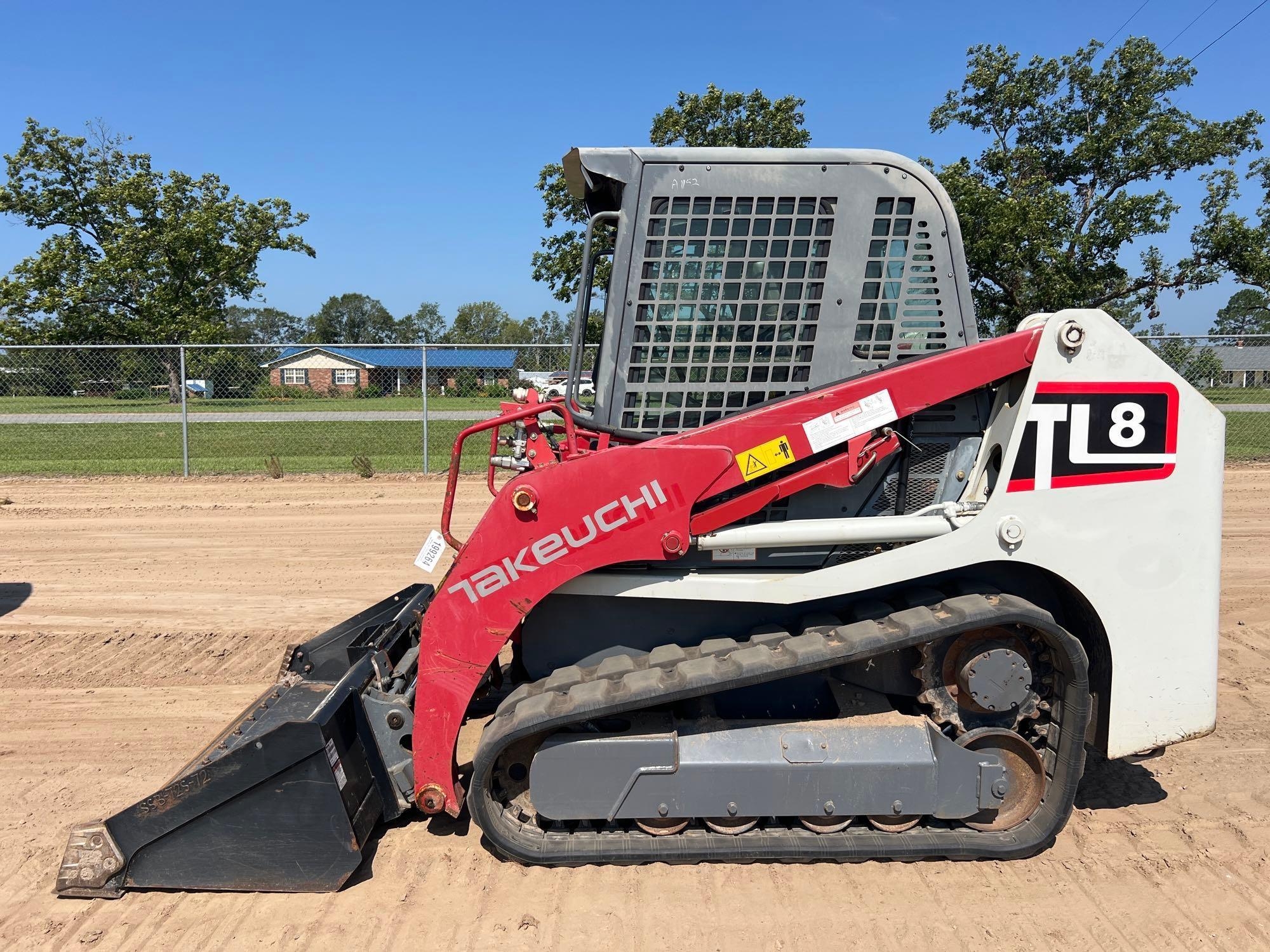2018 TAKEUCHI TL8 SKID STEER (A51246)
