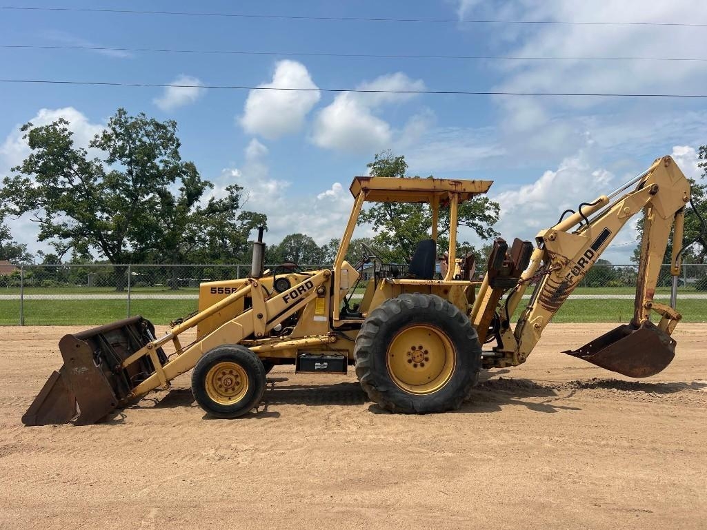 FORD 555B BACKHOE (A51406)