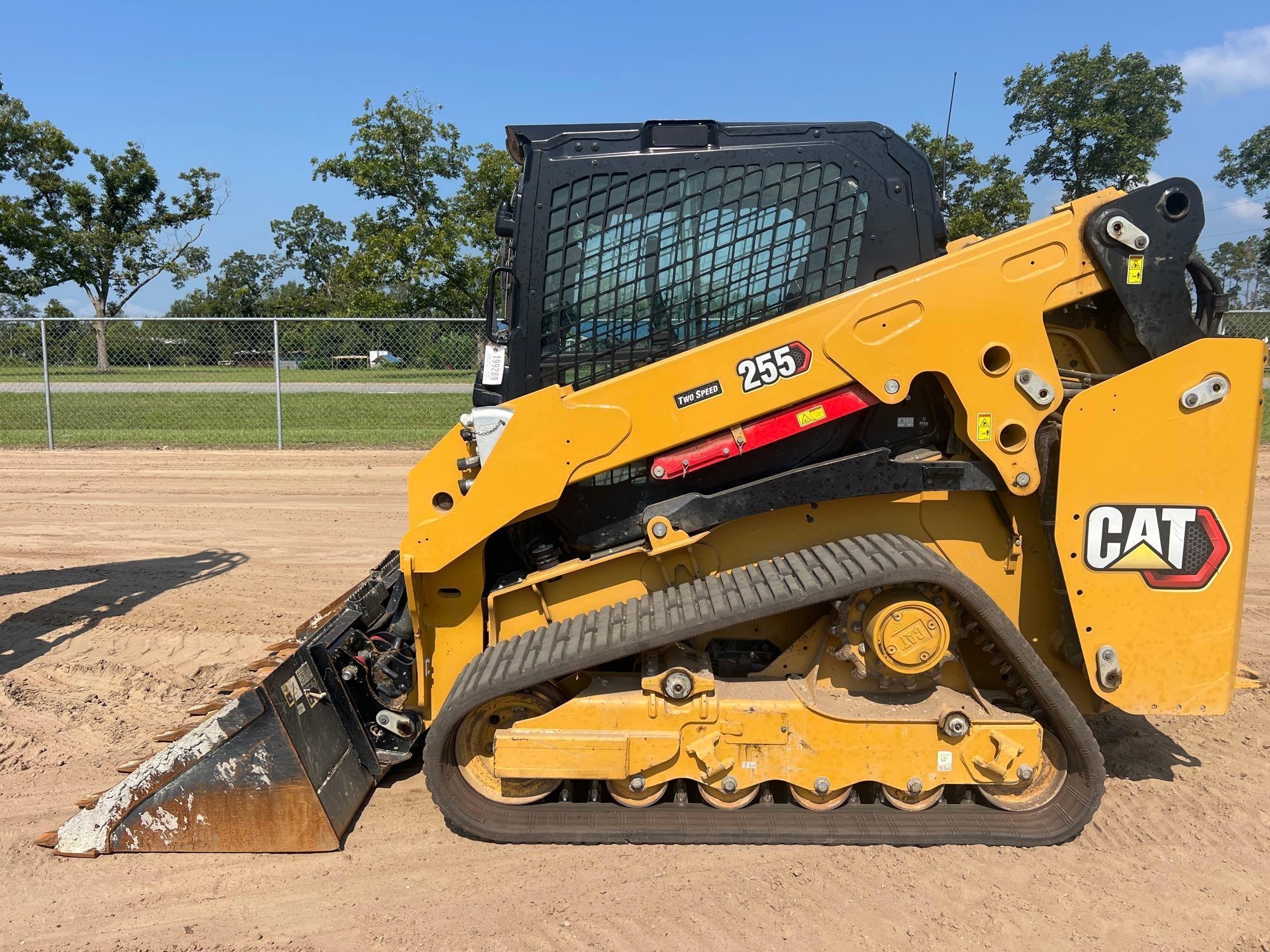 2024 CATERPILLAR 255 SKID STEER (A51246)