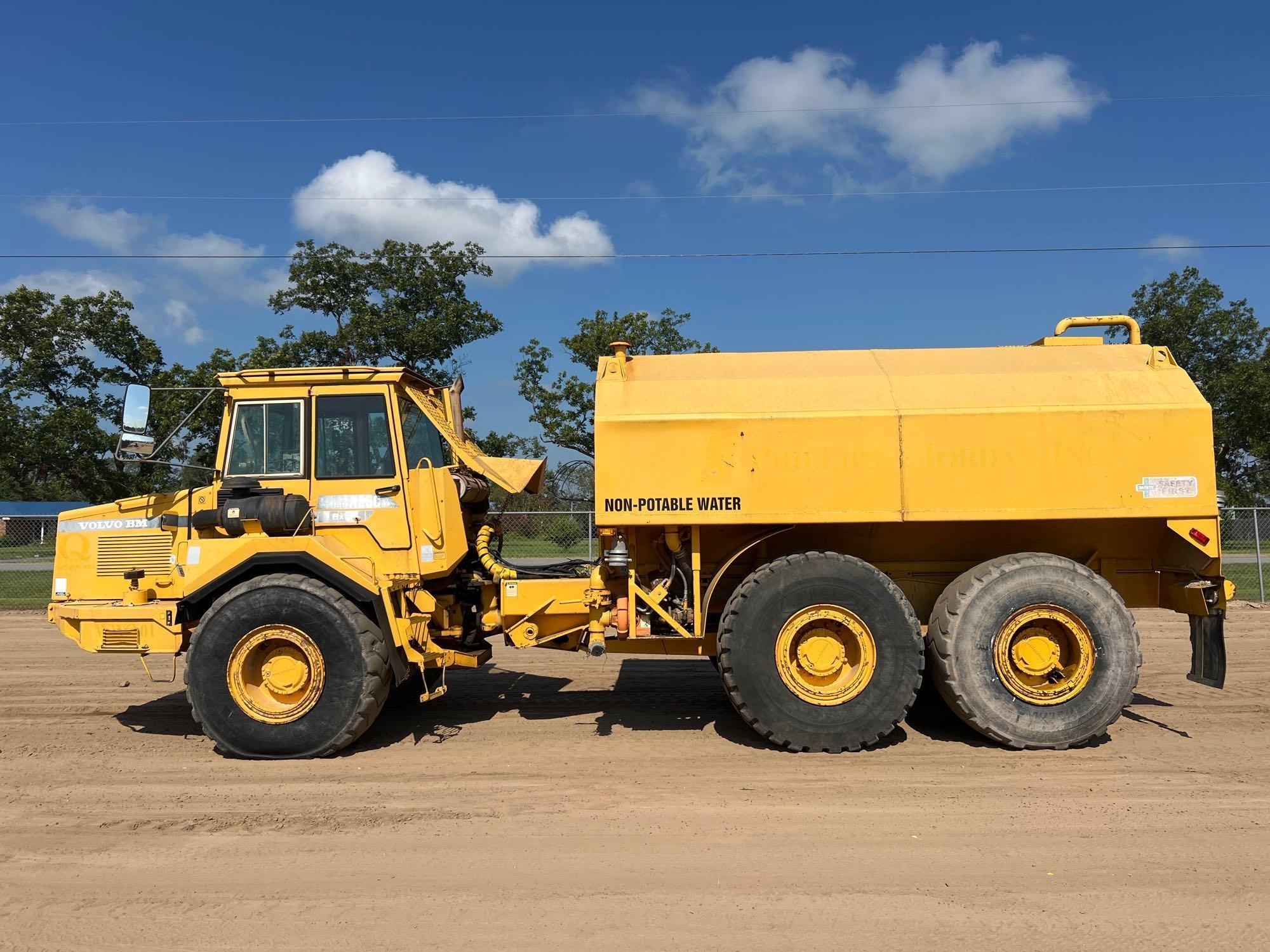 1995 VOLVO BM A25C 6X6 OFF ROAD WATER TRUCK (A51246)