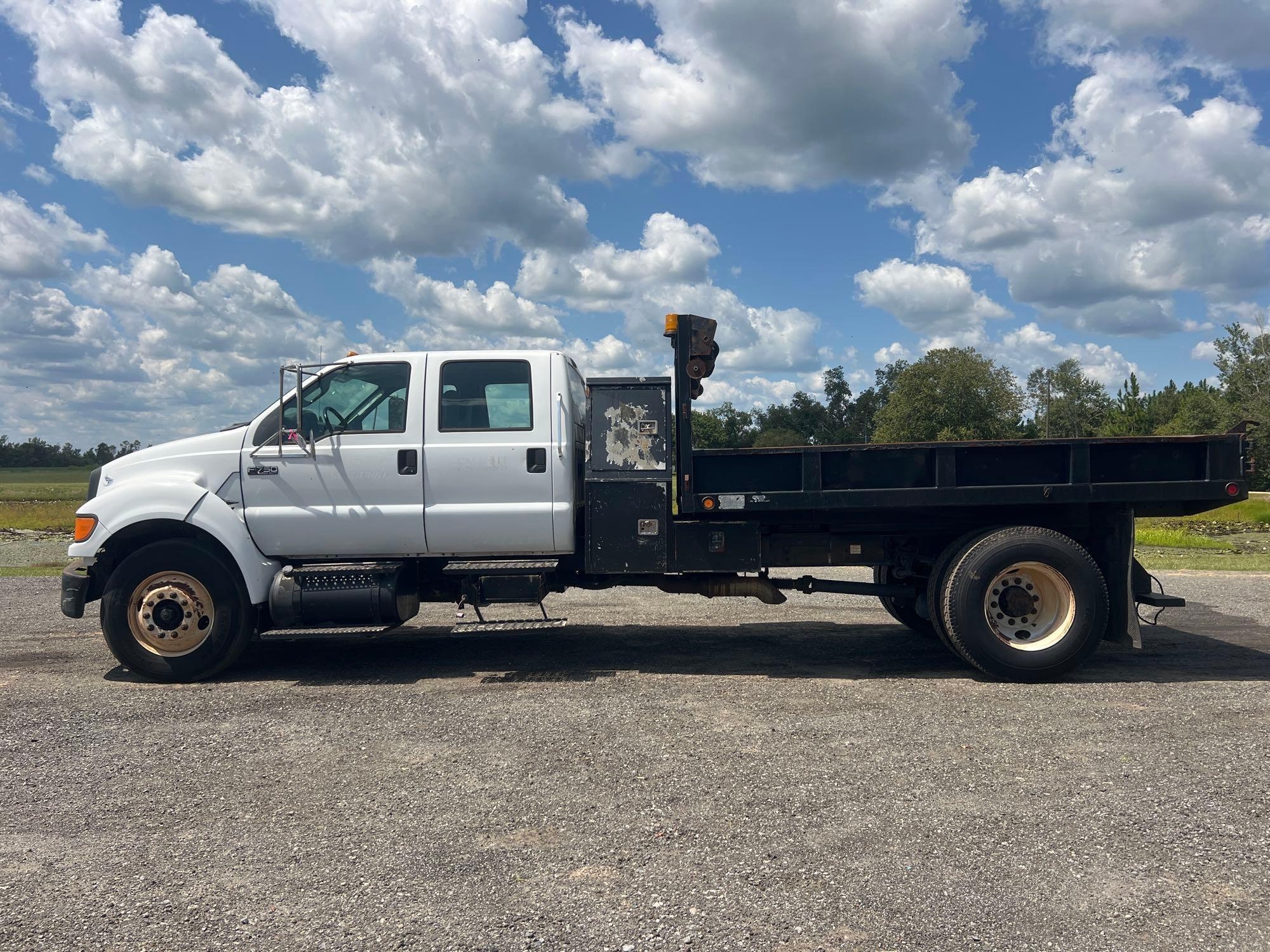 2011 FORD F750 XL SUPER DUTY DUMP TRUCK (A51406)