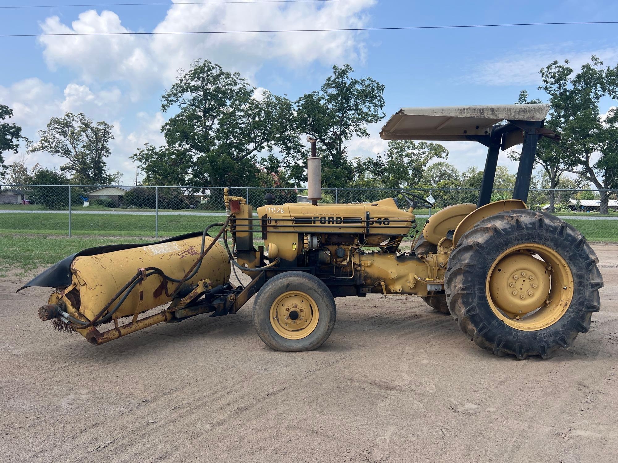 FORD 540 TRACTOR (A51247)