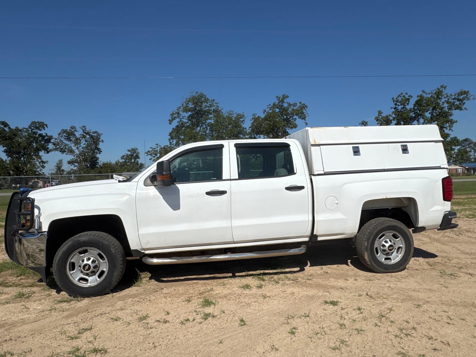CHEVROLET CREW CAB TRUCK (A51247)