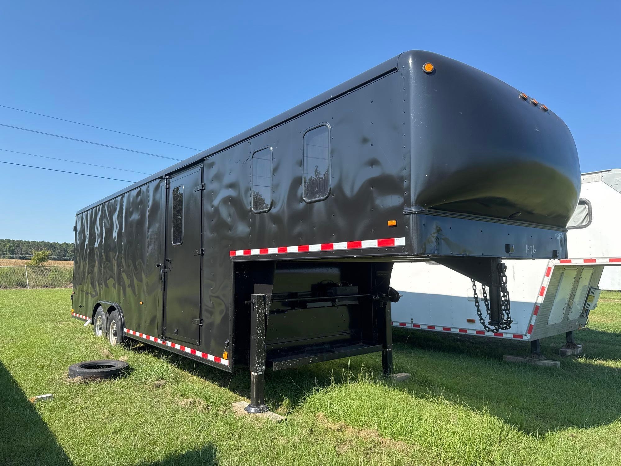 2001 WELLS CARGO 8' X 32' TOY HAULER DBL AXLE TRL (A57192)