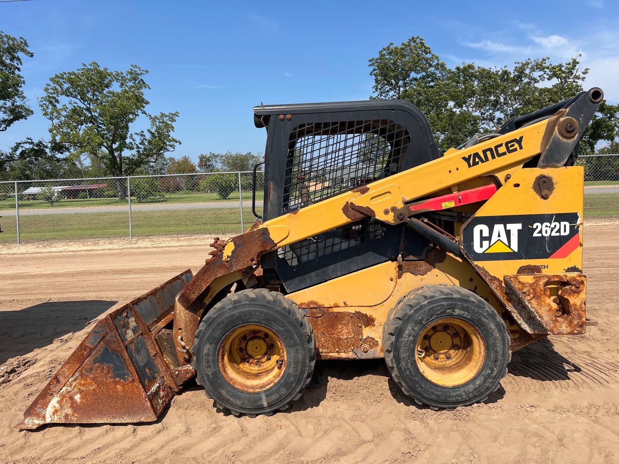 2015 CATERPILLAR 262D SKID STEER (A51246)