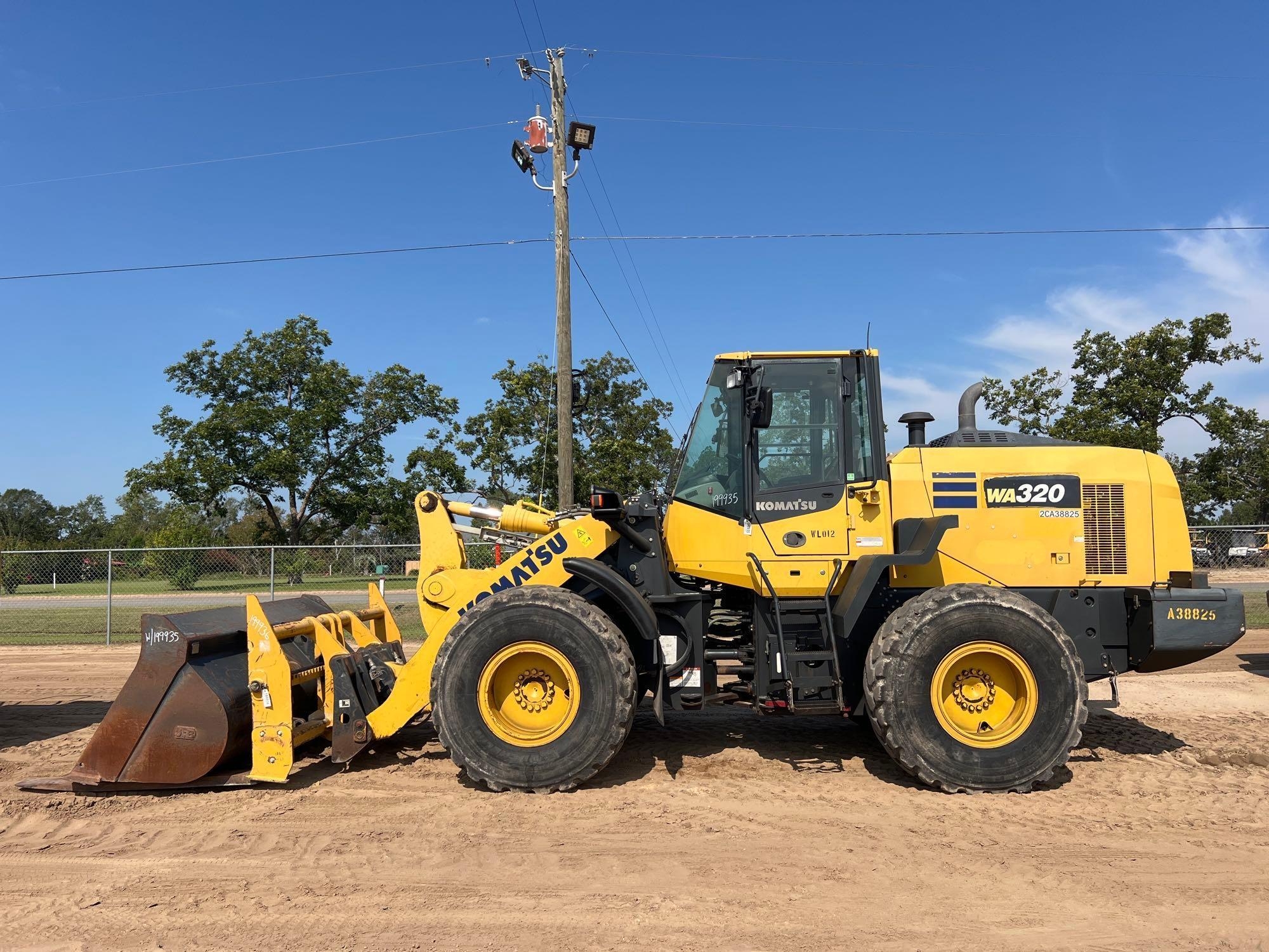 2019 KOMATSU WA320-8 WHEEL LOADER (A51246)
