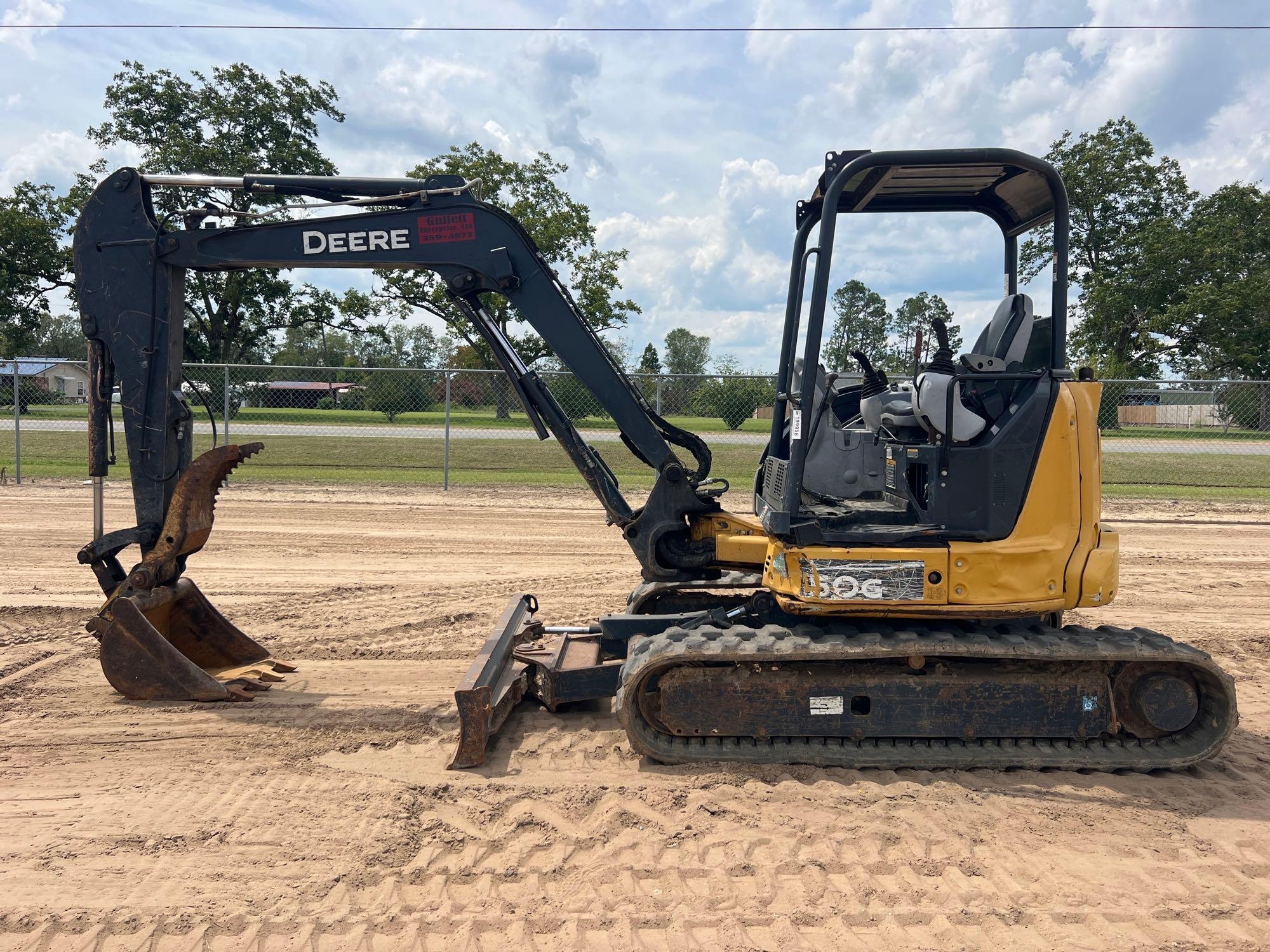 JOHN DEERE 50G EXCAVATOR (A51246)