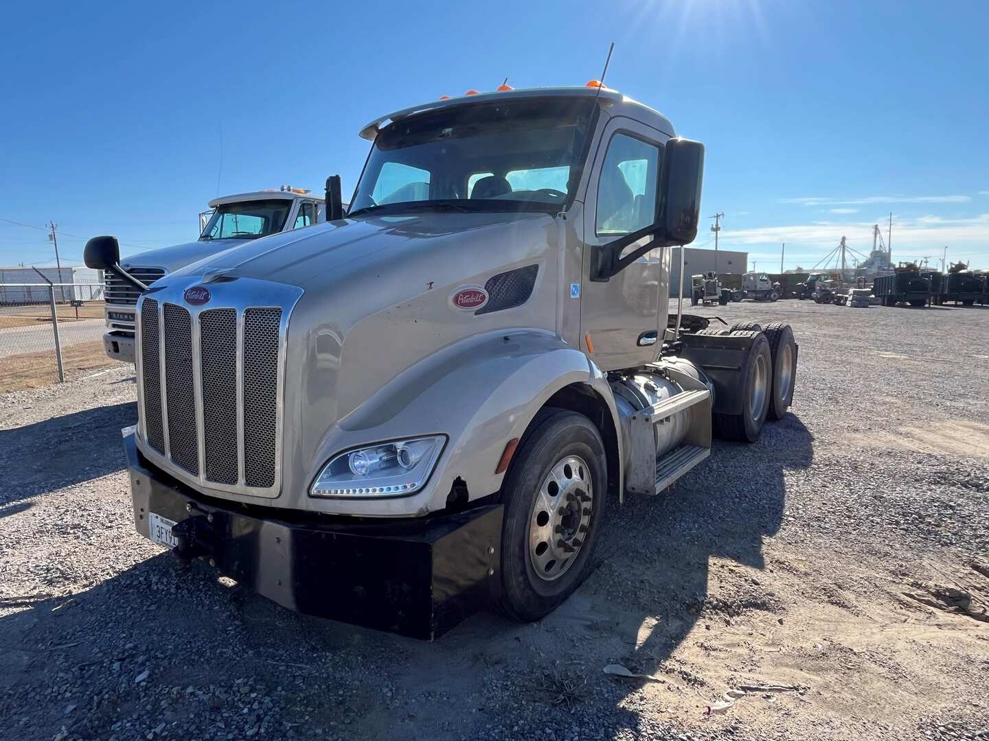 2018 PETERBILT 579 (A58214)