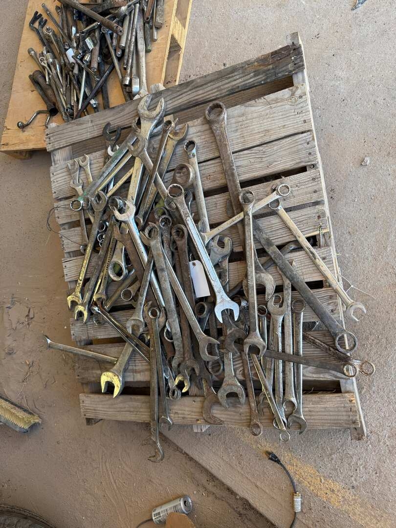 MISC WRENCHES (A53843)