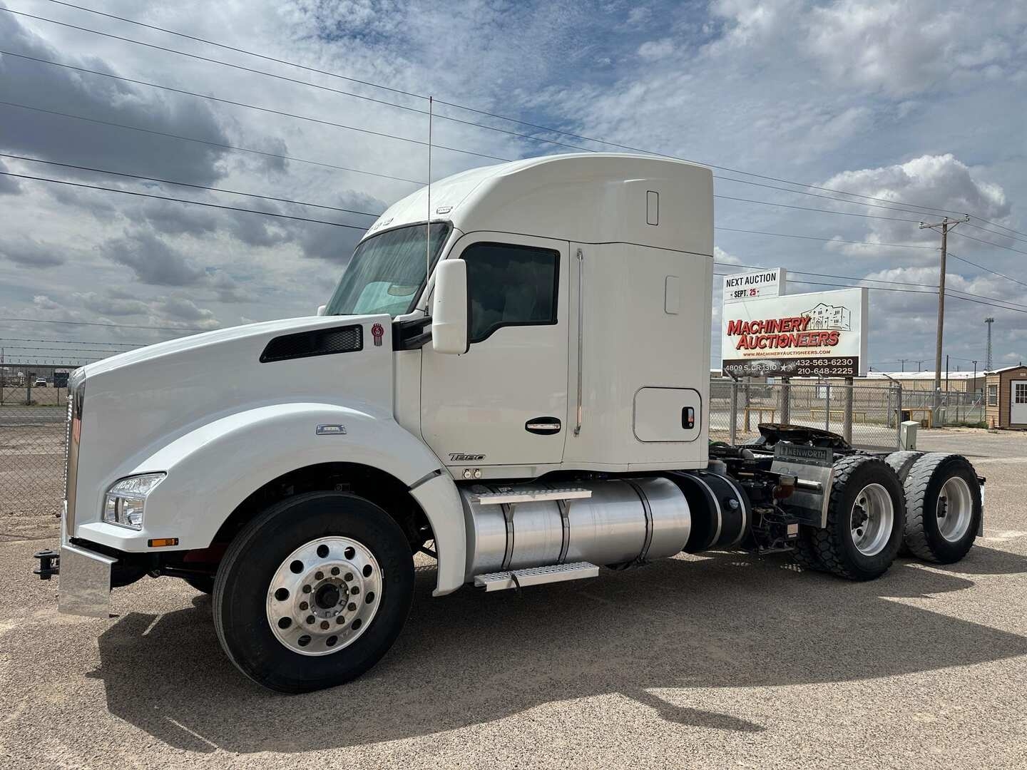 2018 KENWORTH T880 (A53843)