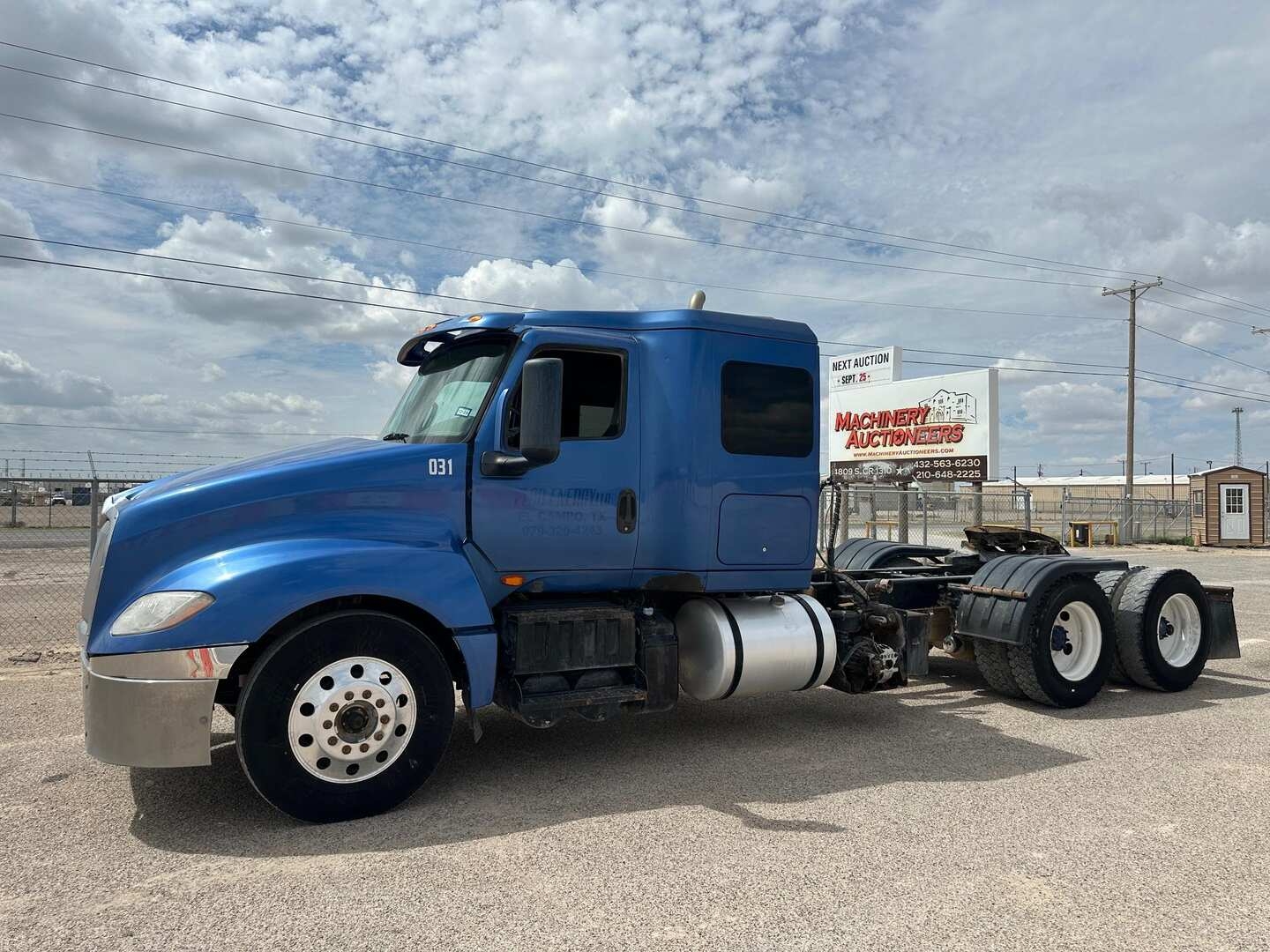 2018 INTERNATIONAL LT625 (A53843)