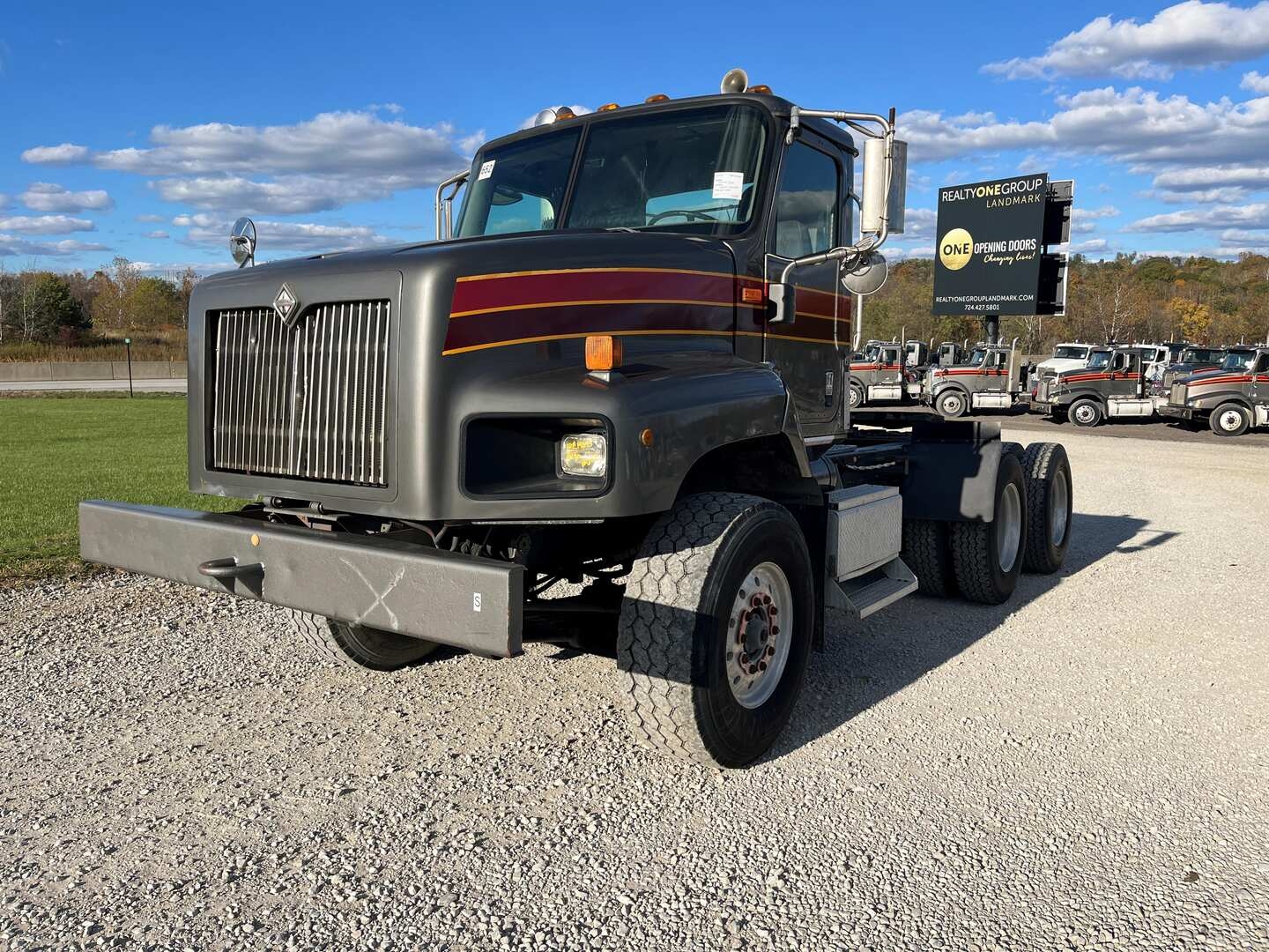 2004 INTERNATIONAL PAYSTAR 5600I DAYCAB (A55745)