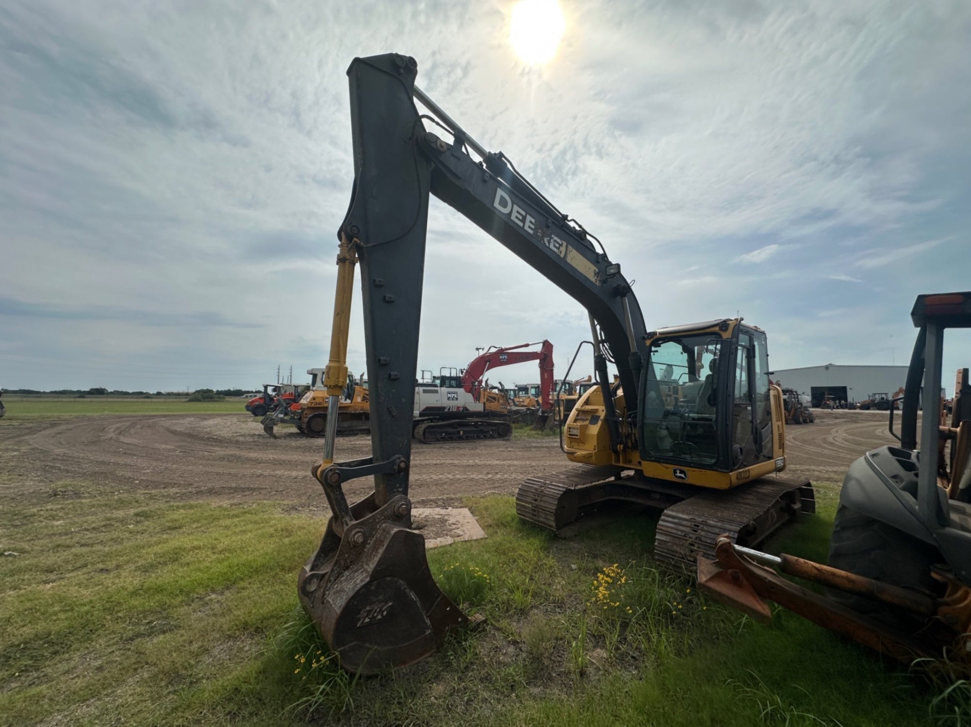 2016 JOHN DEERE 135G (A47001)