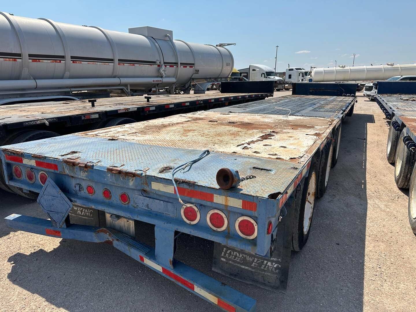 2001 TRIPLE E INDUSTRIES 3-AXLE STEP DECK 48X102 (A52472)