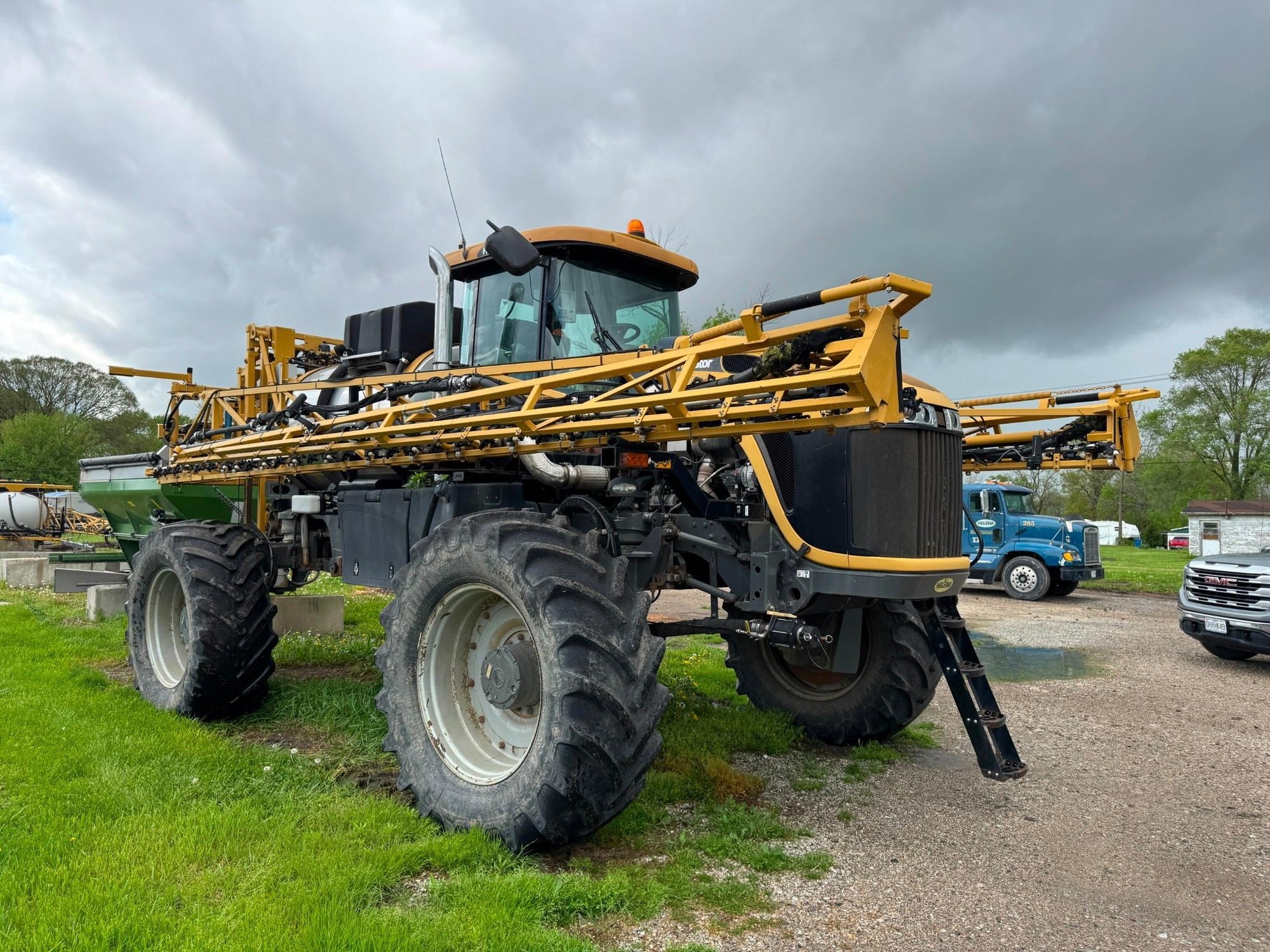2012 AGCO Rogator RG1100 (A48561)