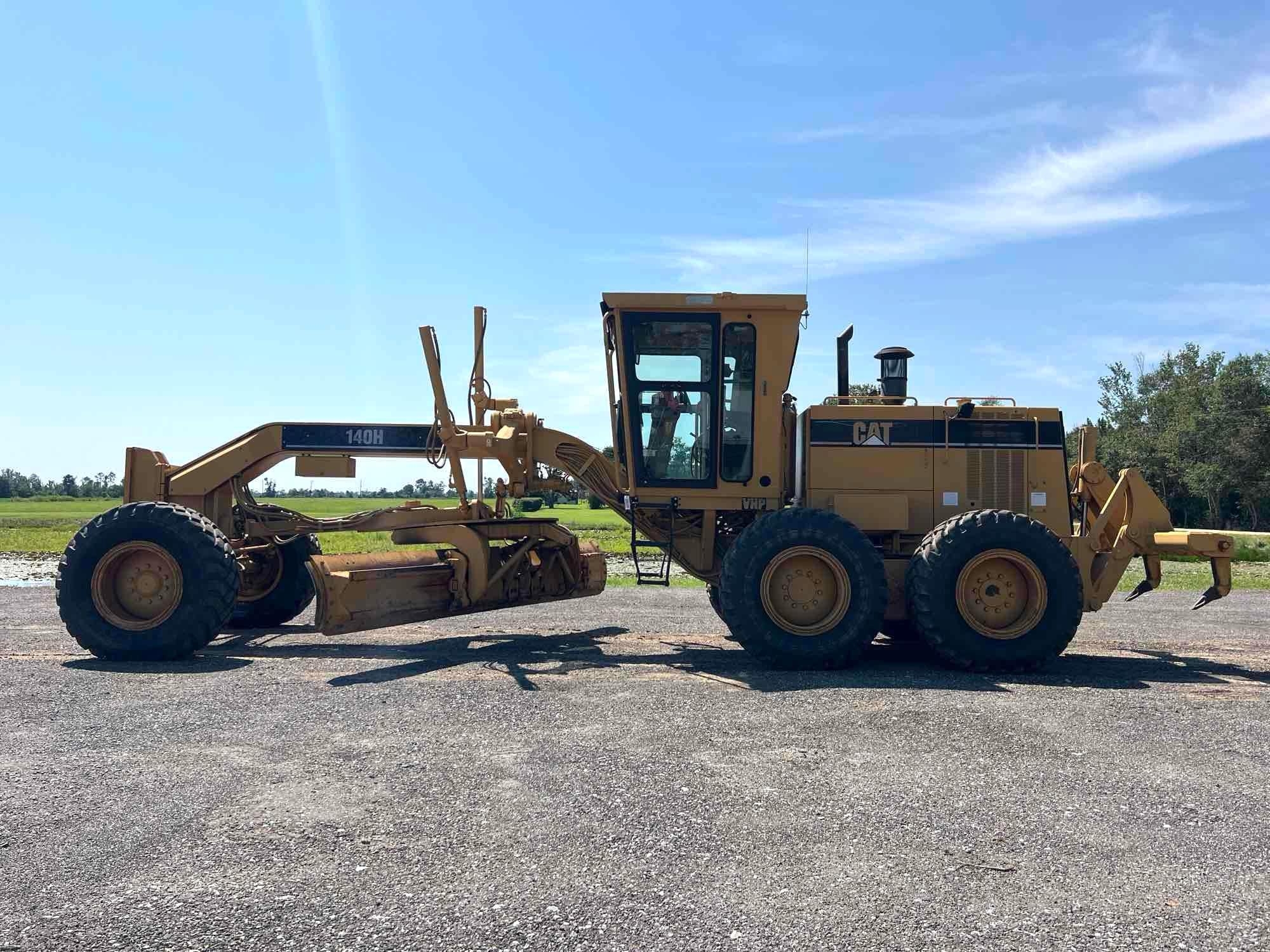 2001 CATERPILLAR 140H VHP MOTORGRADER (A59823)