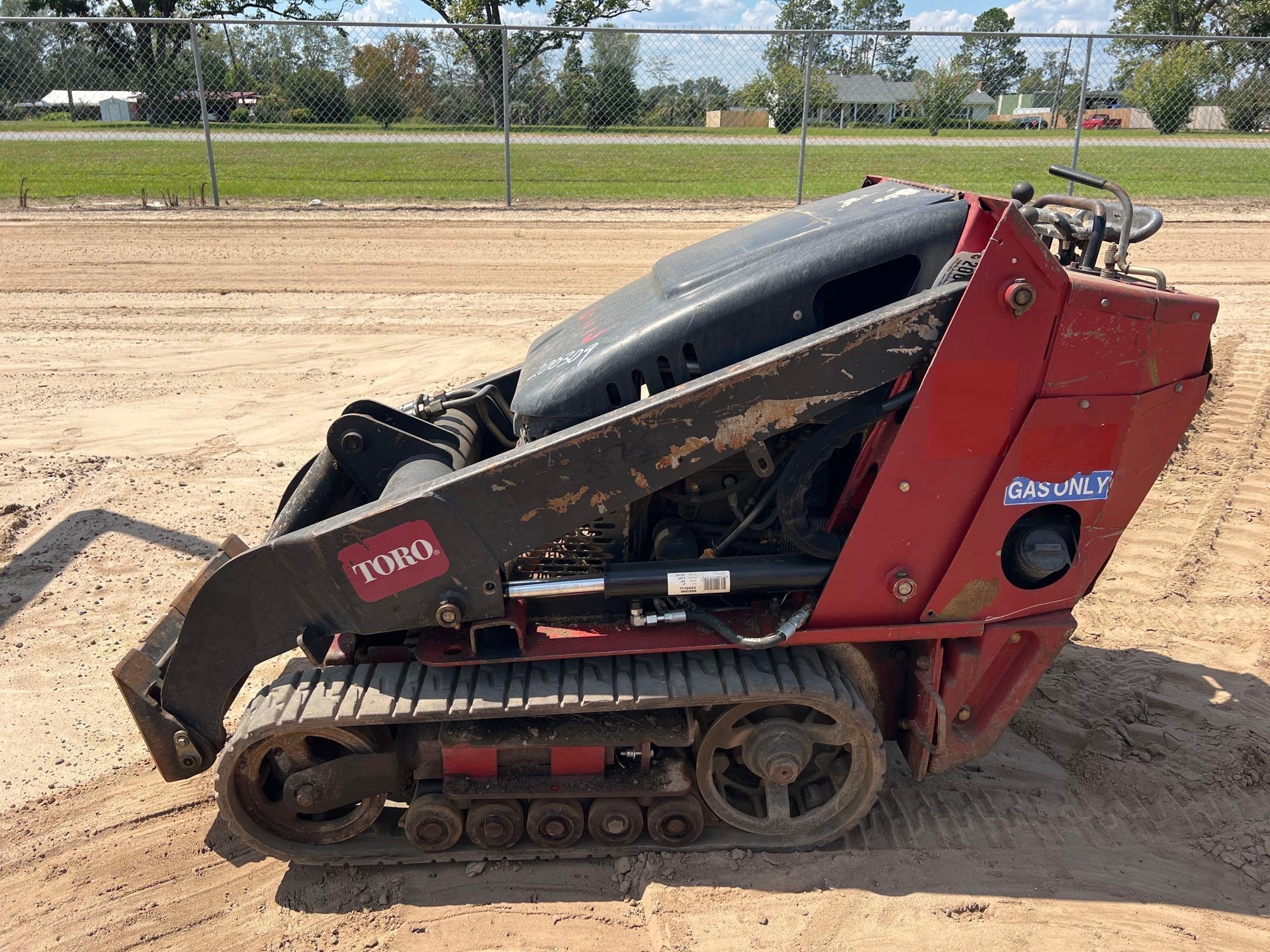 TORO DINGO WALK BEHIND SKID STEER (A51246)