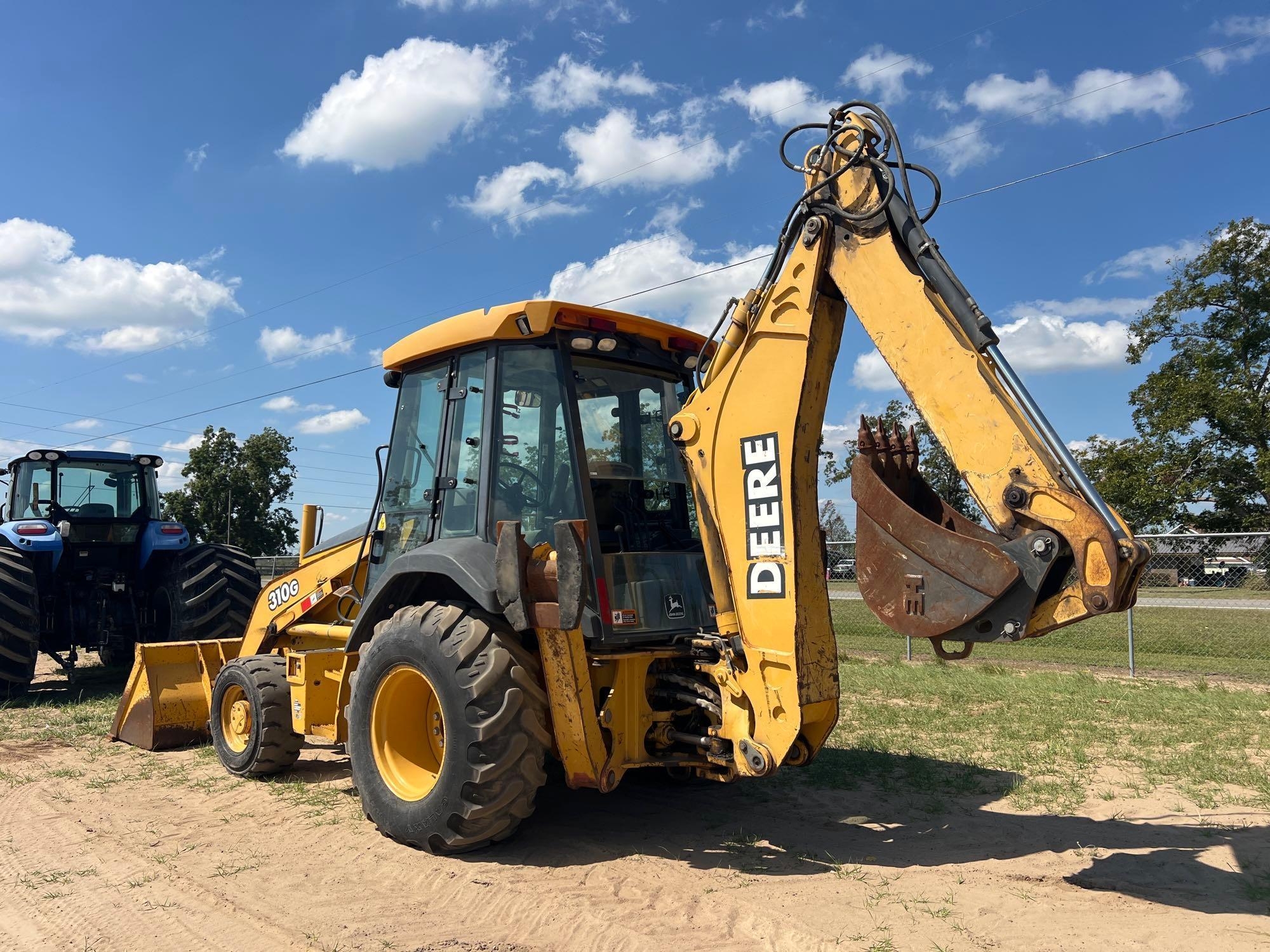 2001 JOHN DEERE 310G BACKHOE (A52705)