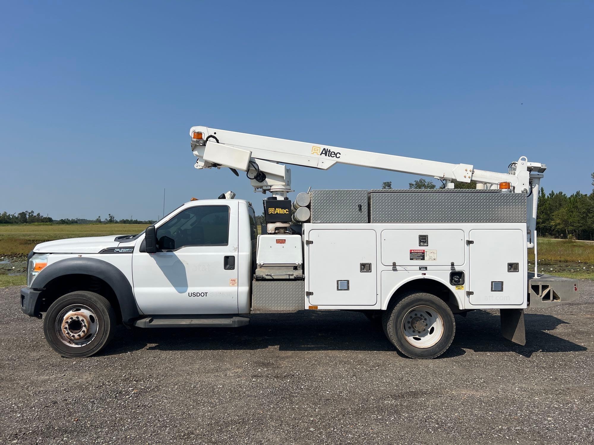 FORD F450 SUPER DUTY TRUCK (A51406)