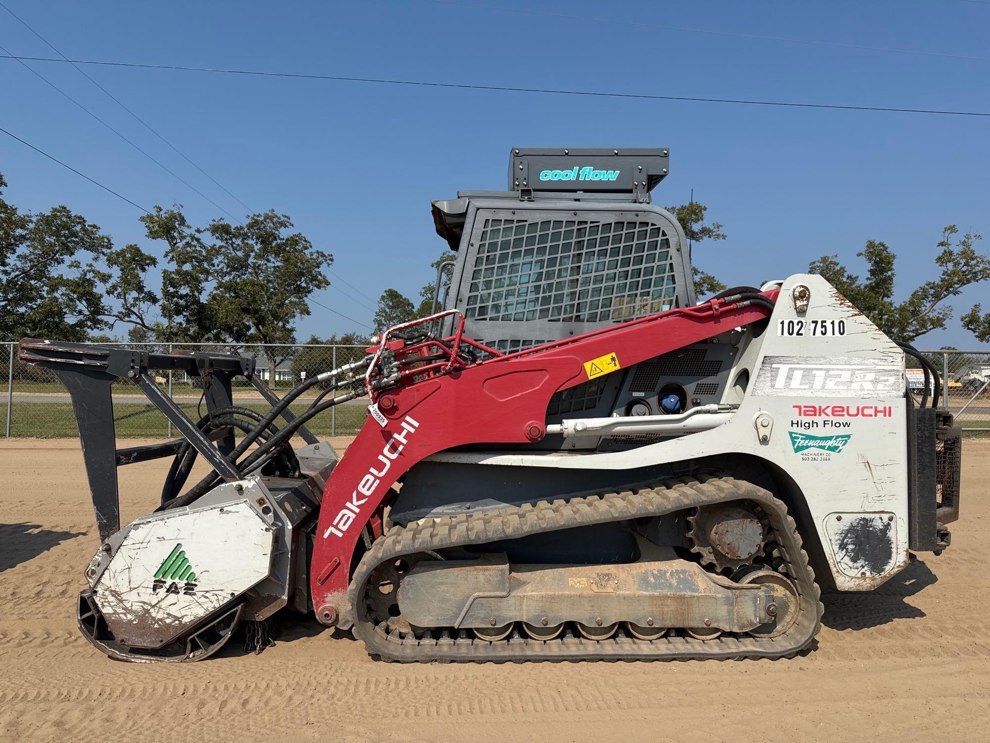 TAKEUCHI TL12R2 SKID STEER (A52705)