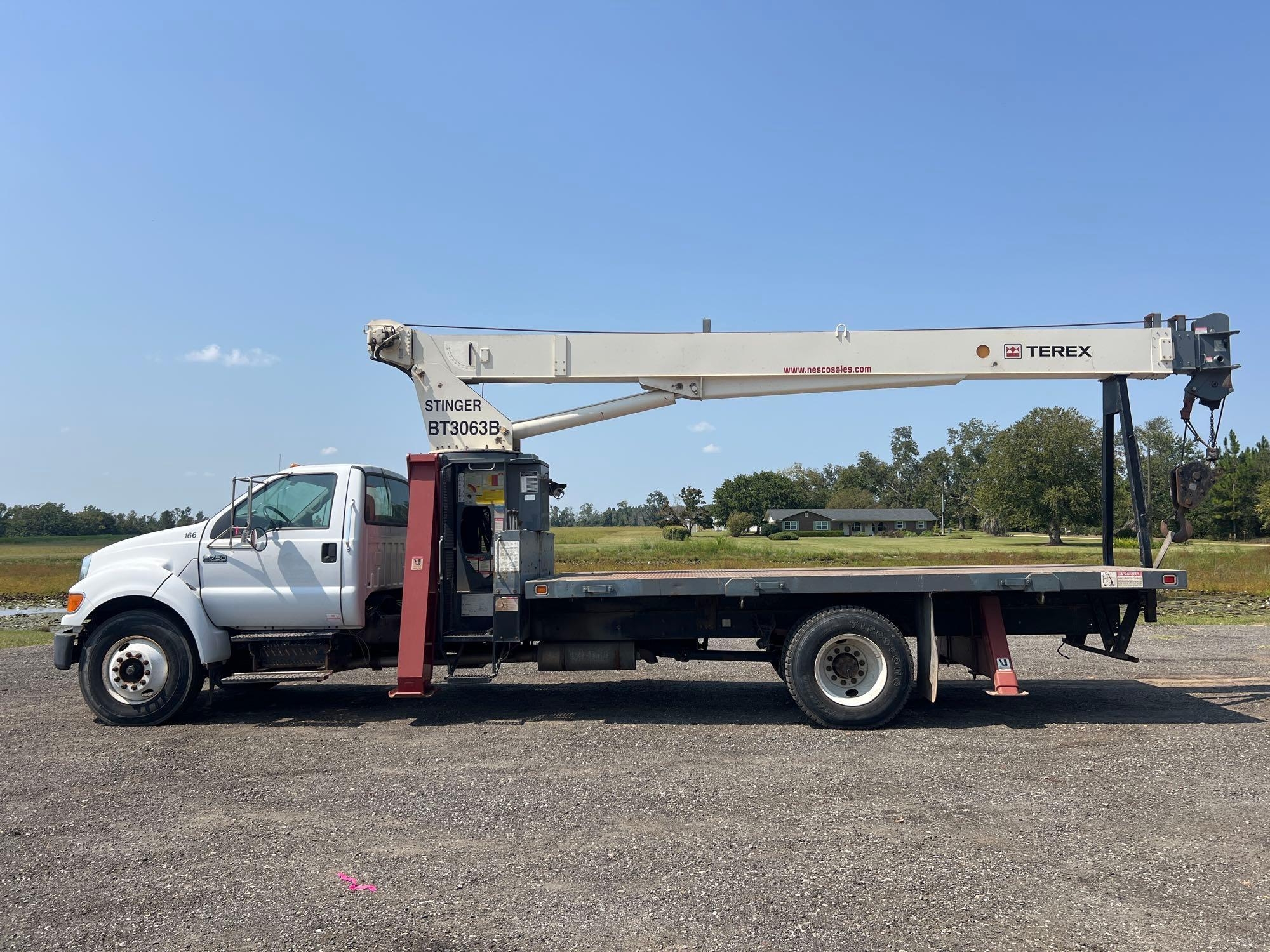 FORD F750 XL SUPER DUTY TRUCK (A51406)