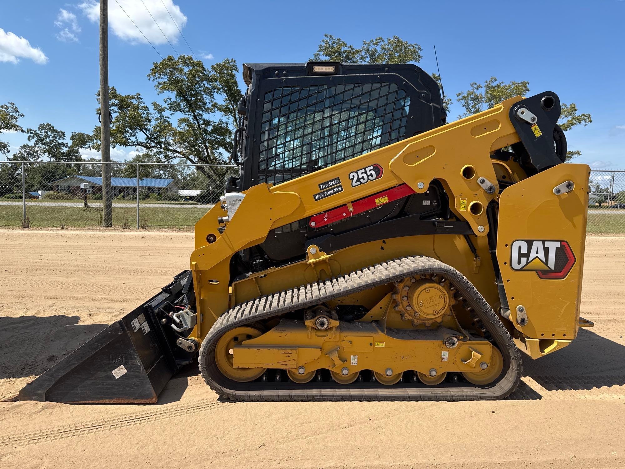 2024 CATERPILLAR 255 SKID STEER (A52705)