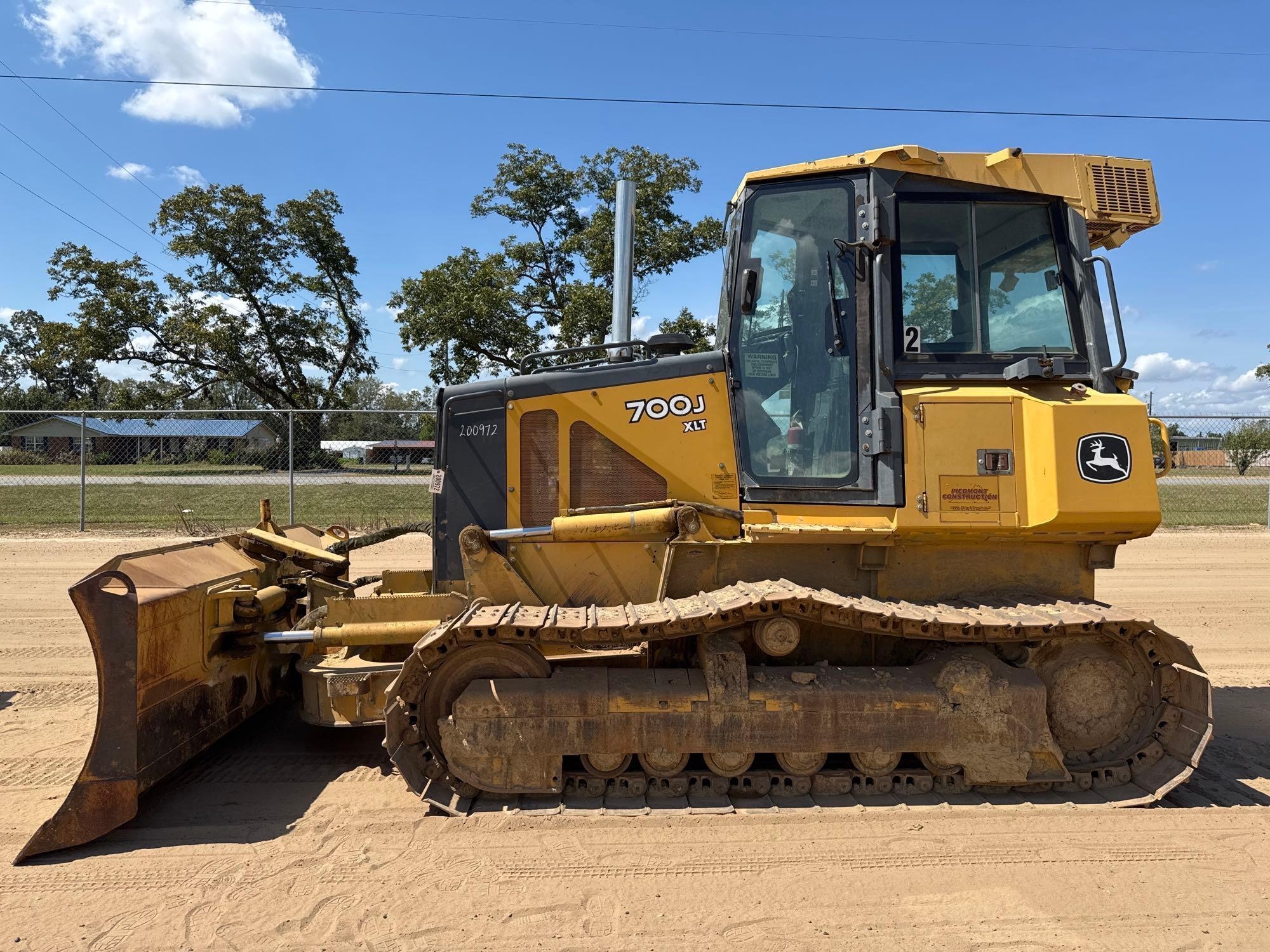 2007 JOHN DEERE 700J XLT CRAWLER DOZER (A52705)