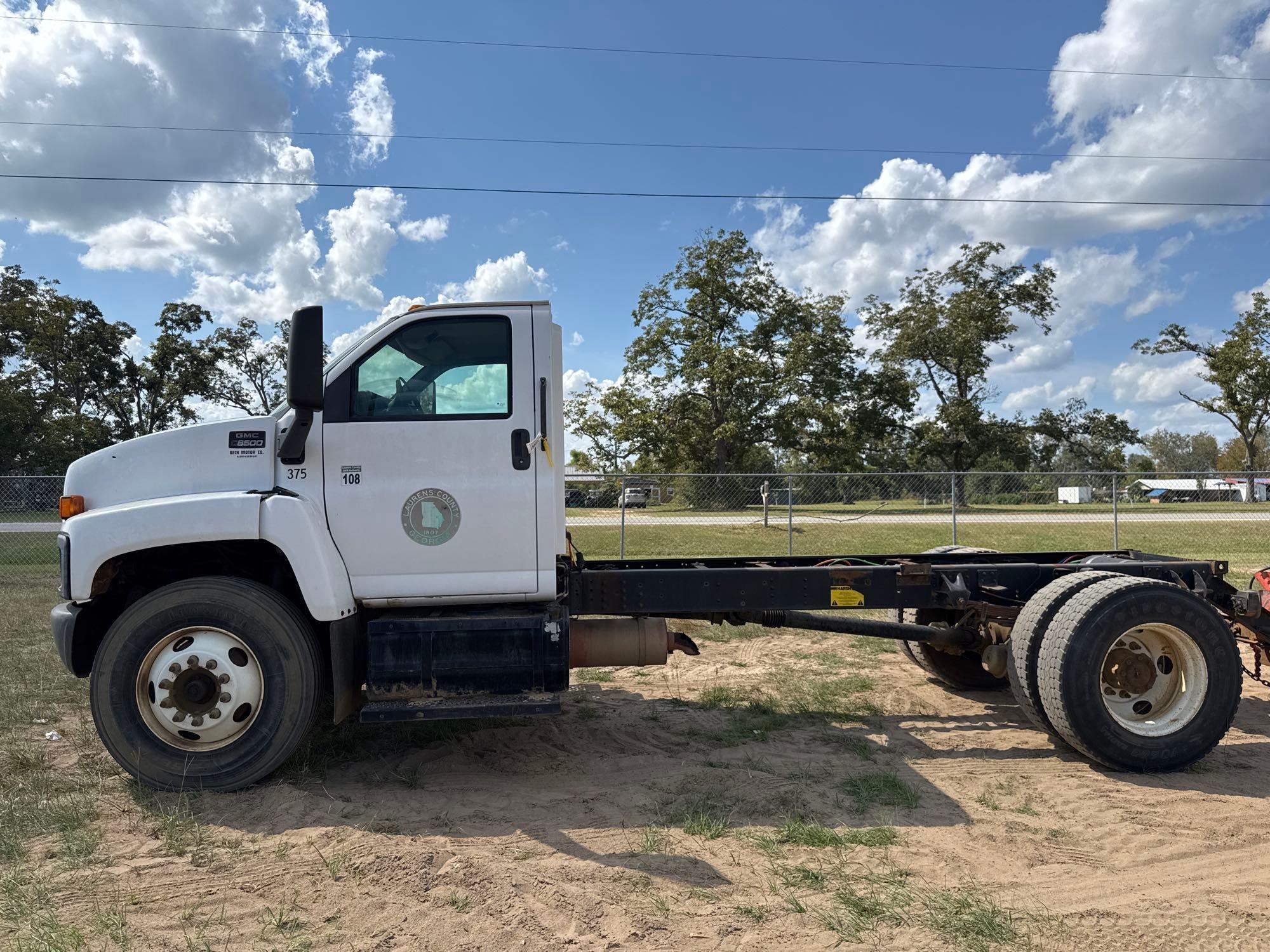 GMC C8500 CHASSIS TRUCK (A54756)