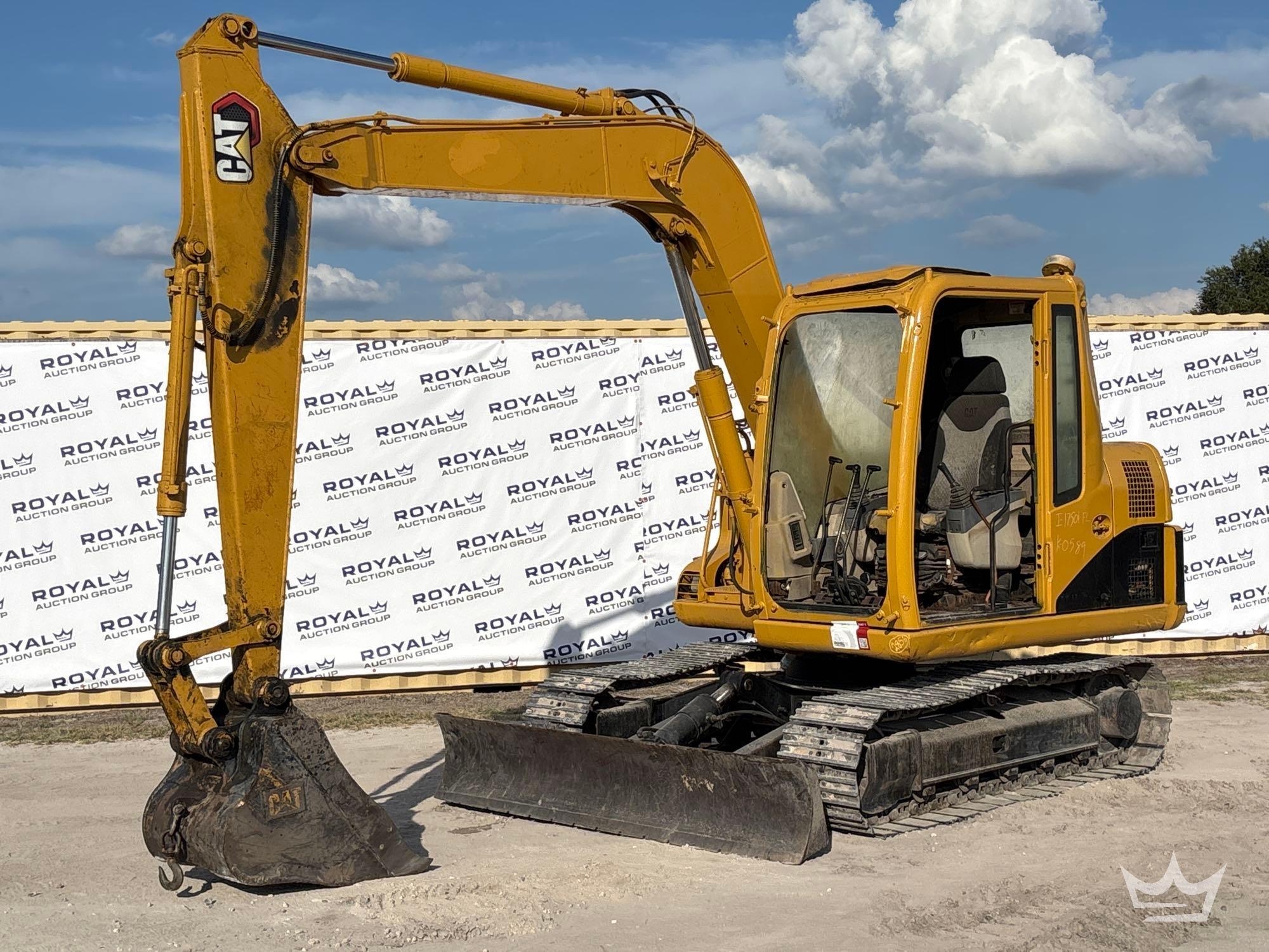 2002 Caterpillar 307C Midi Excavator (A56857)