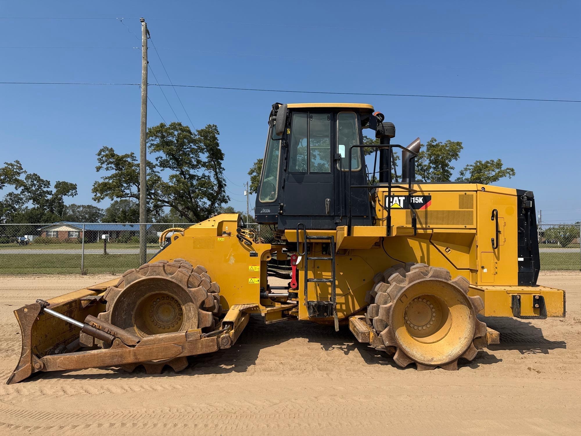 2018 CATERPILLAR 815K LANDFILL COMPACTOR (A52705)