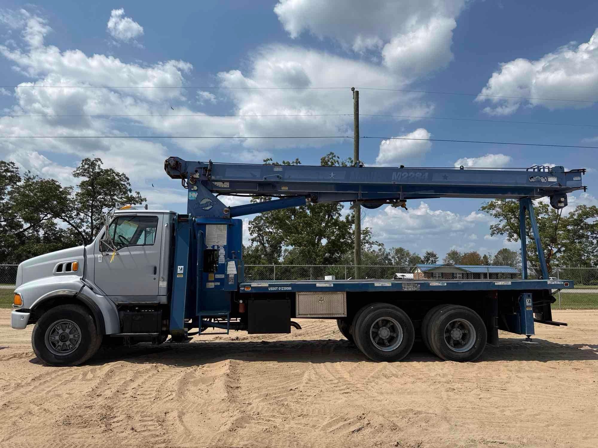 1997 FORD BOOM TRUCK (A54756)