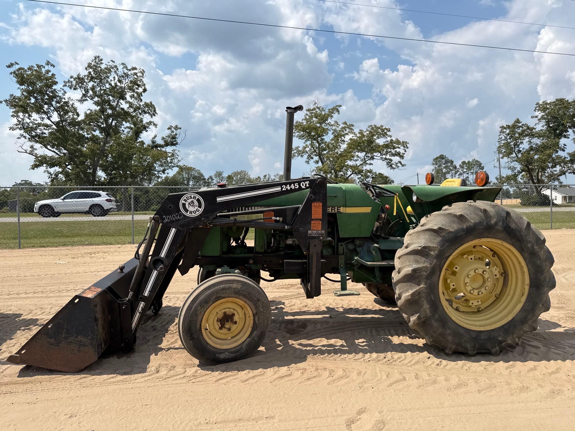 JOHN DEERE 2350 TRACTOR (A54756)