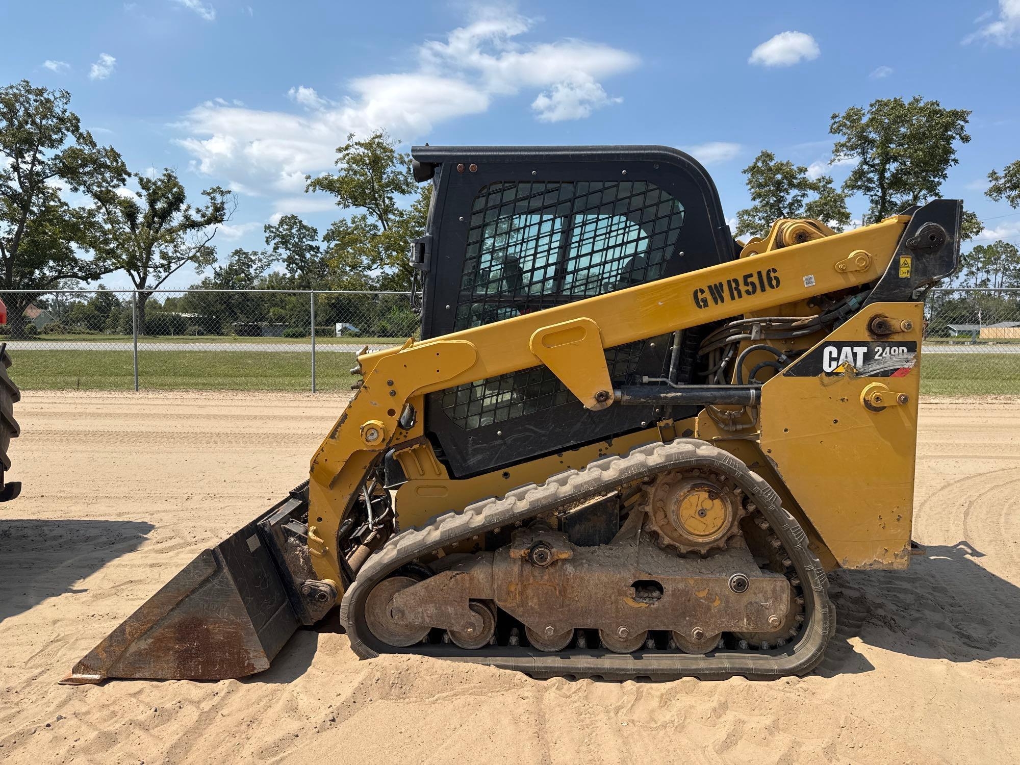2016 CATERPILLAR 249D SKID STEER (A52705)