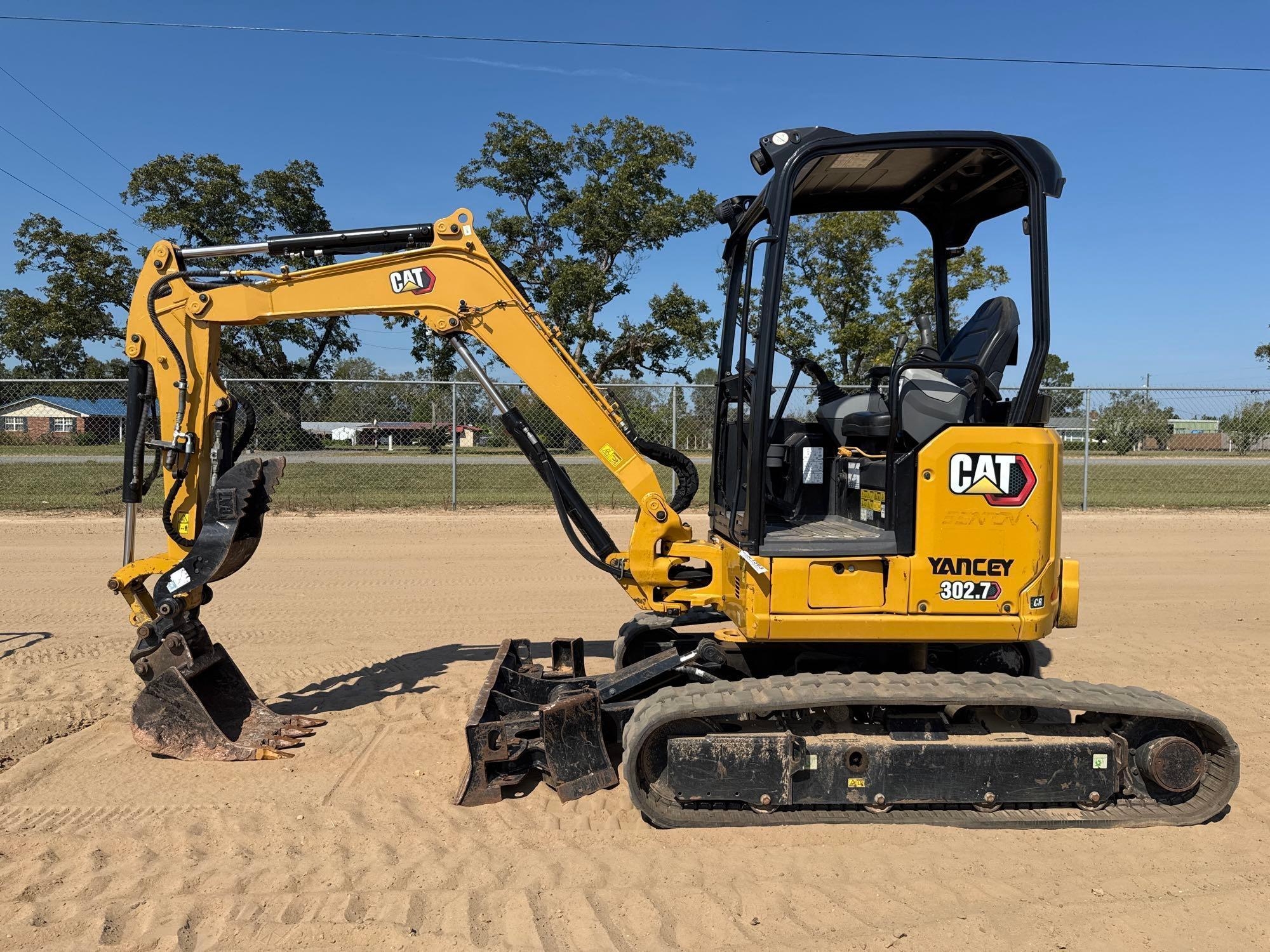 CATERPILLAR 302.7 CR EXCAVATOR (A52705)