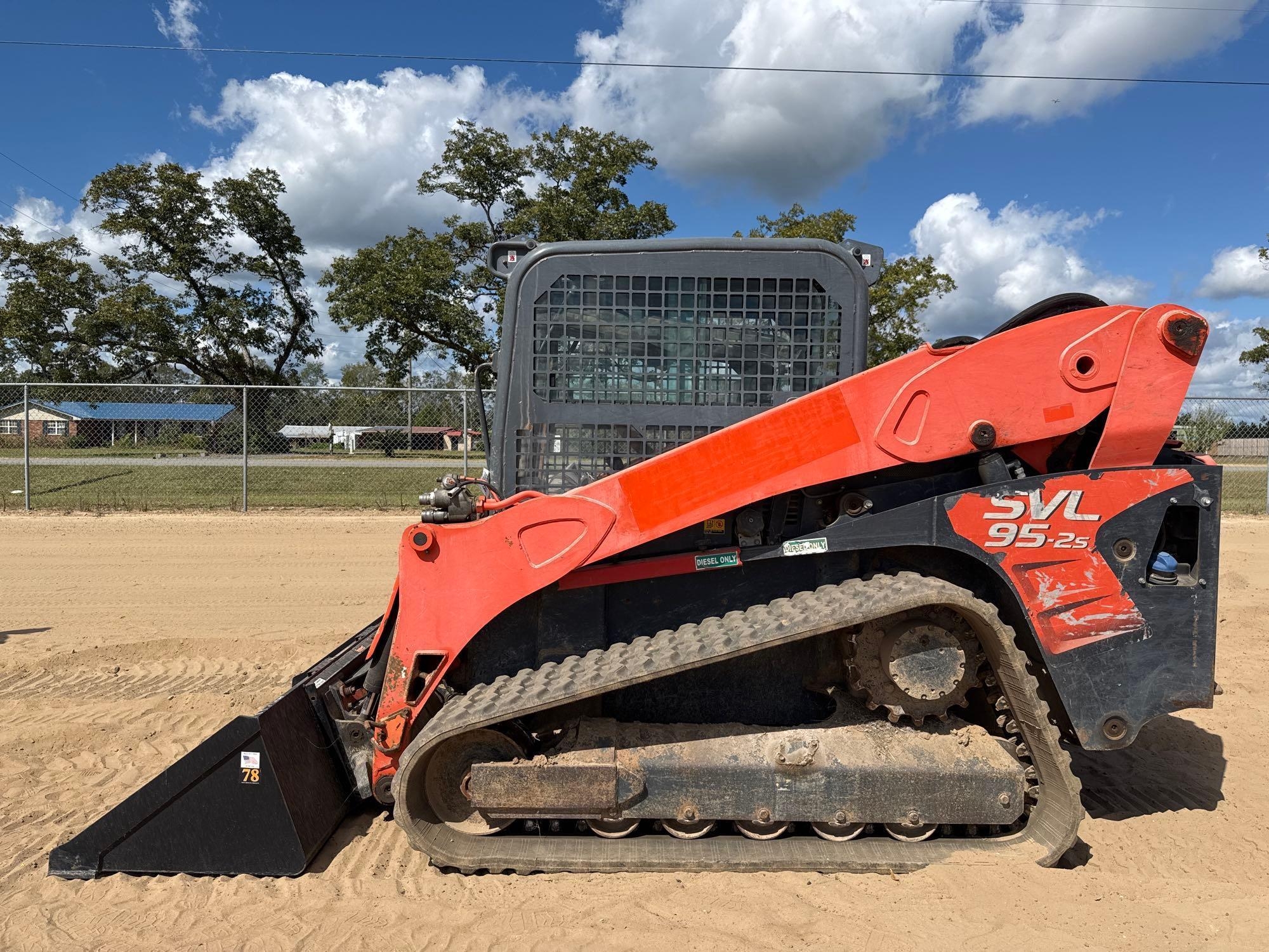 2018 KUBOTA SVL95-2 SKID STEER (A52705)