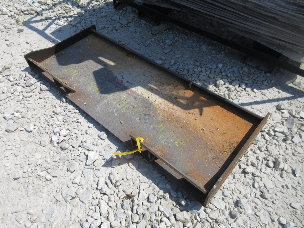 Land Honor Quick Attach Skid Steer Plate (A50515)
